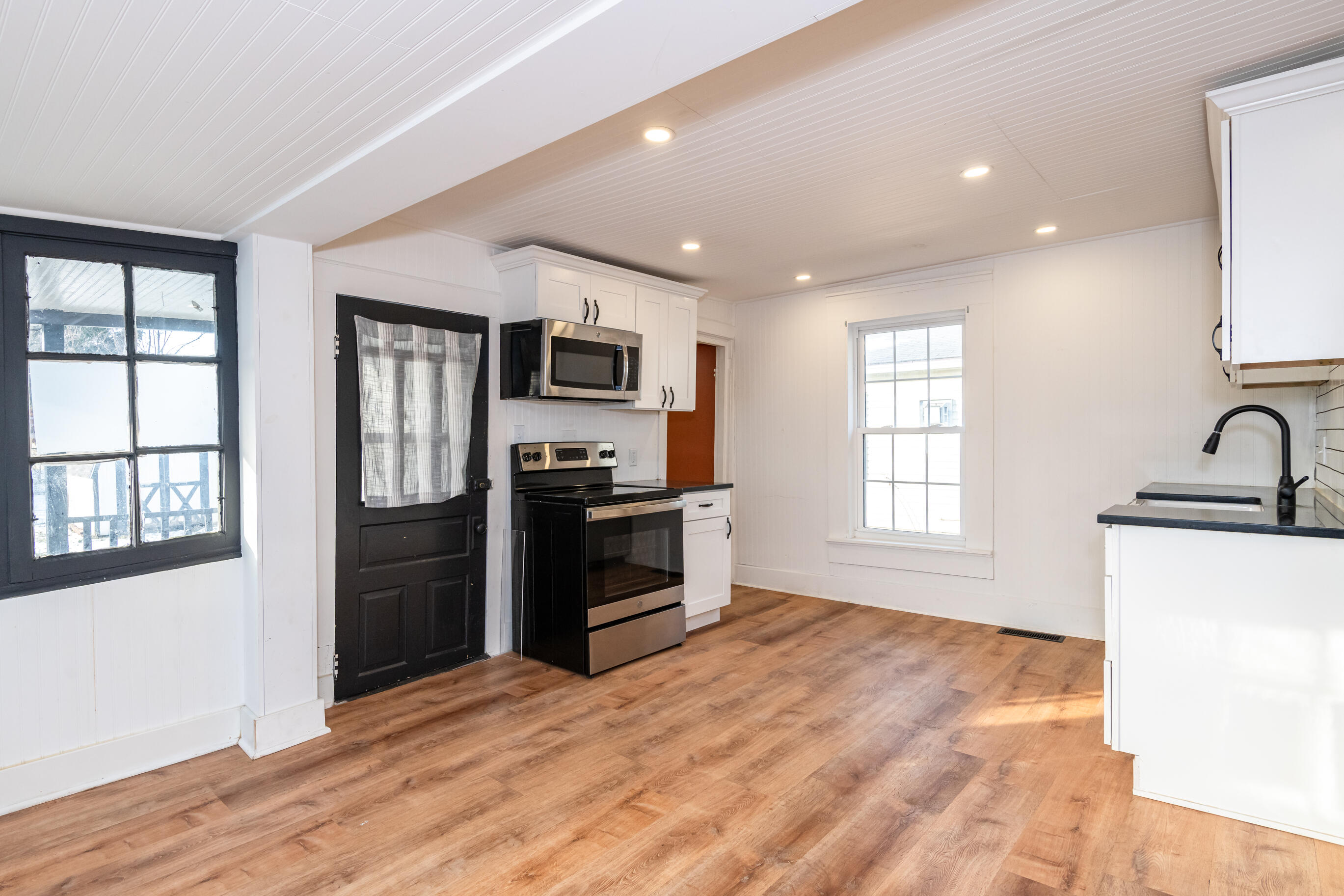 123 Washington Avenue, Urbana, Ohio 43078