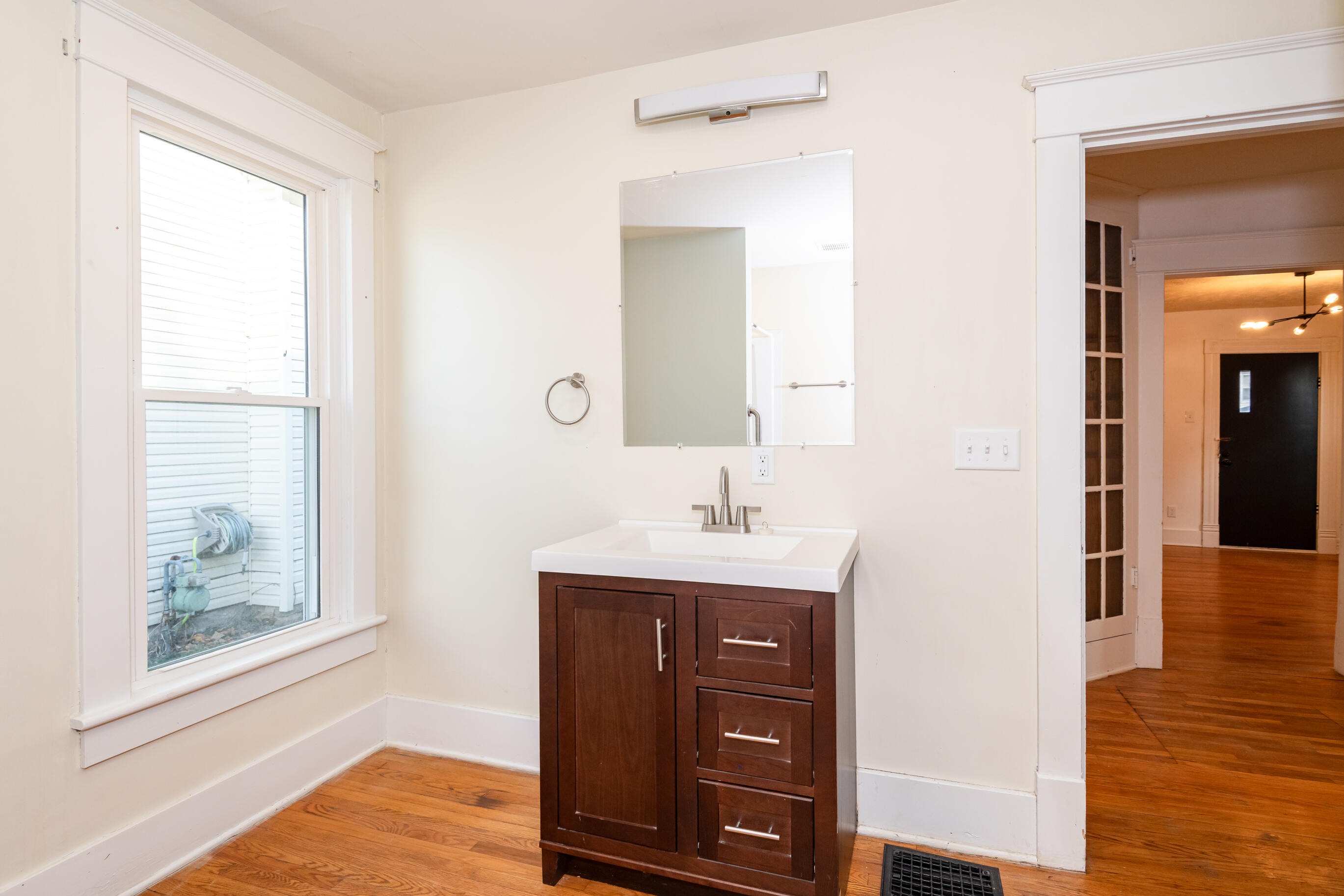 123 Washington Avenue, Urbana, Ohio 43078