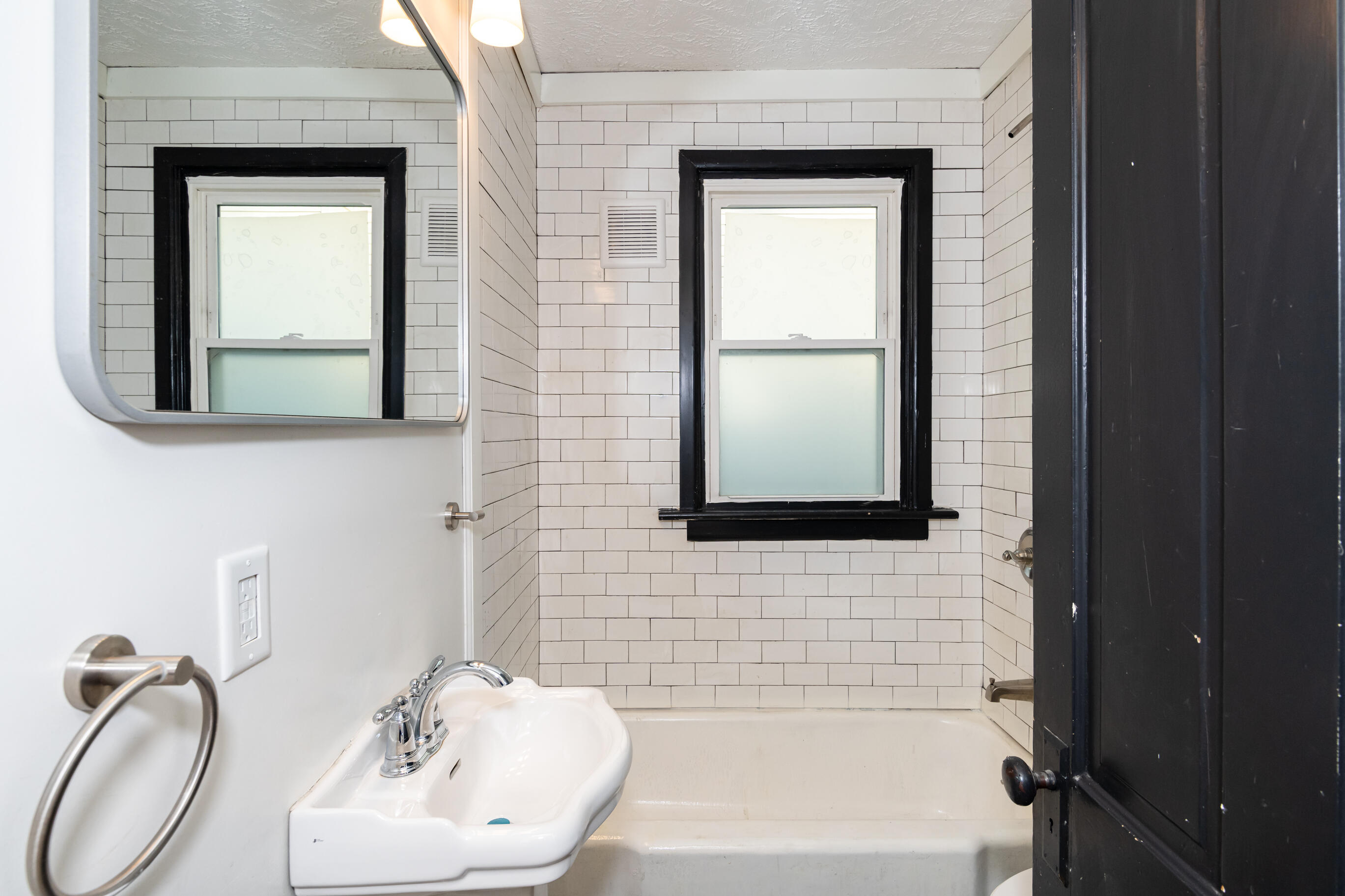 123 Washington Avenue, Urbana, Ohio 43078