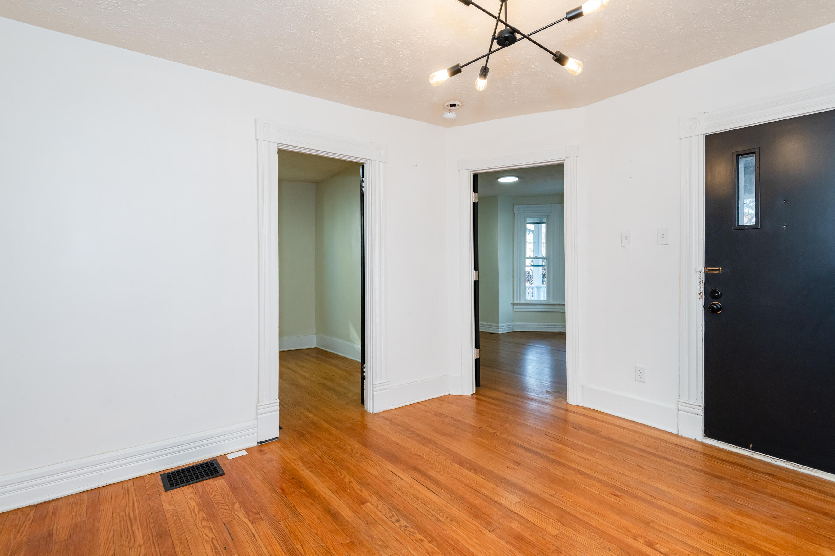 123 Washington Avenue, Urbana, Ohio 43078