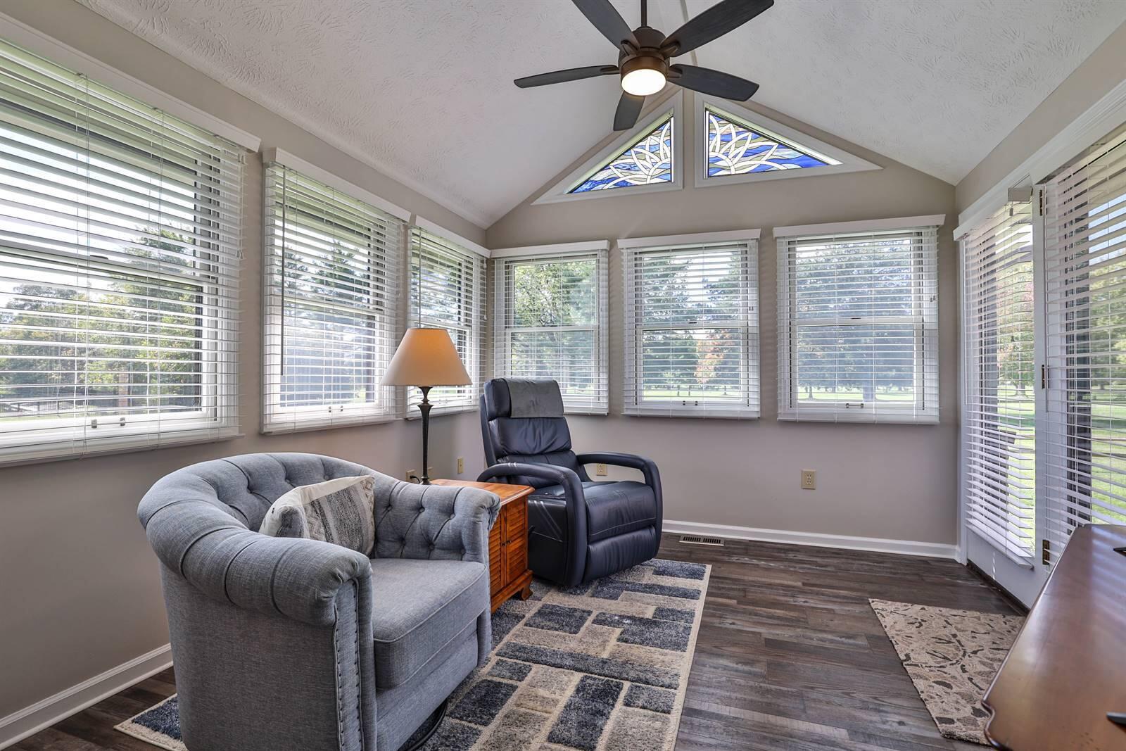 1920 Wedgewood Circle, Springfield, Ohio 45503