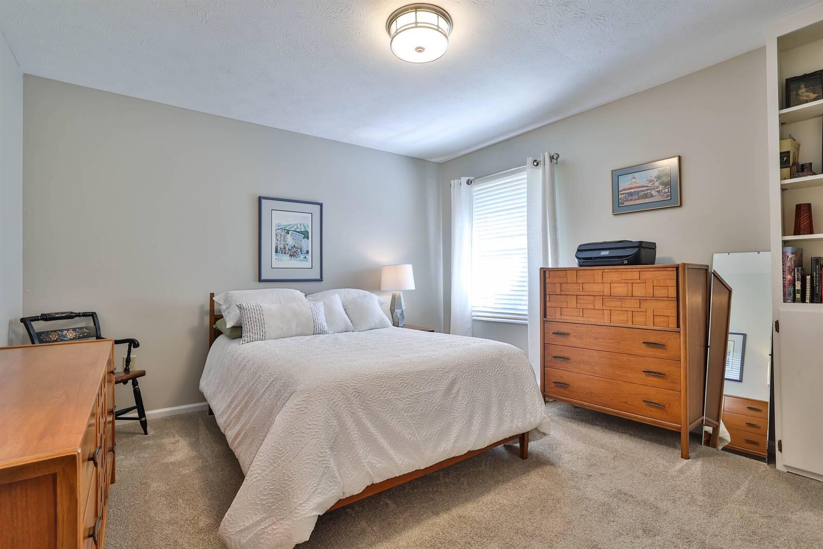 1920 Wedgewood Circle, Springfield, Ohio 45503