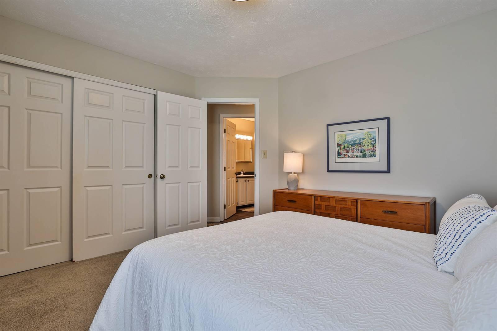 1920 Wedgewood Circle, Springfield, Ohio 45503