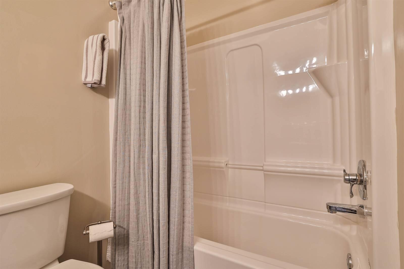 1920 Wedgewood Circle, Springfield, Ohio 45503