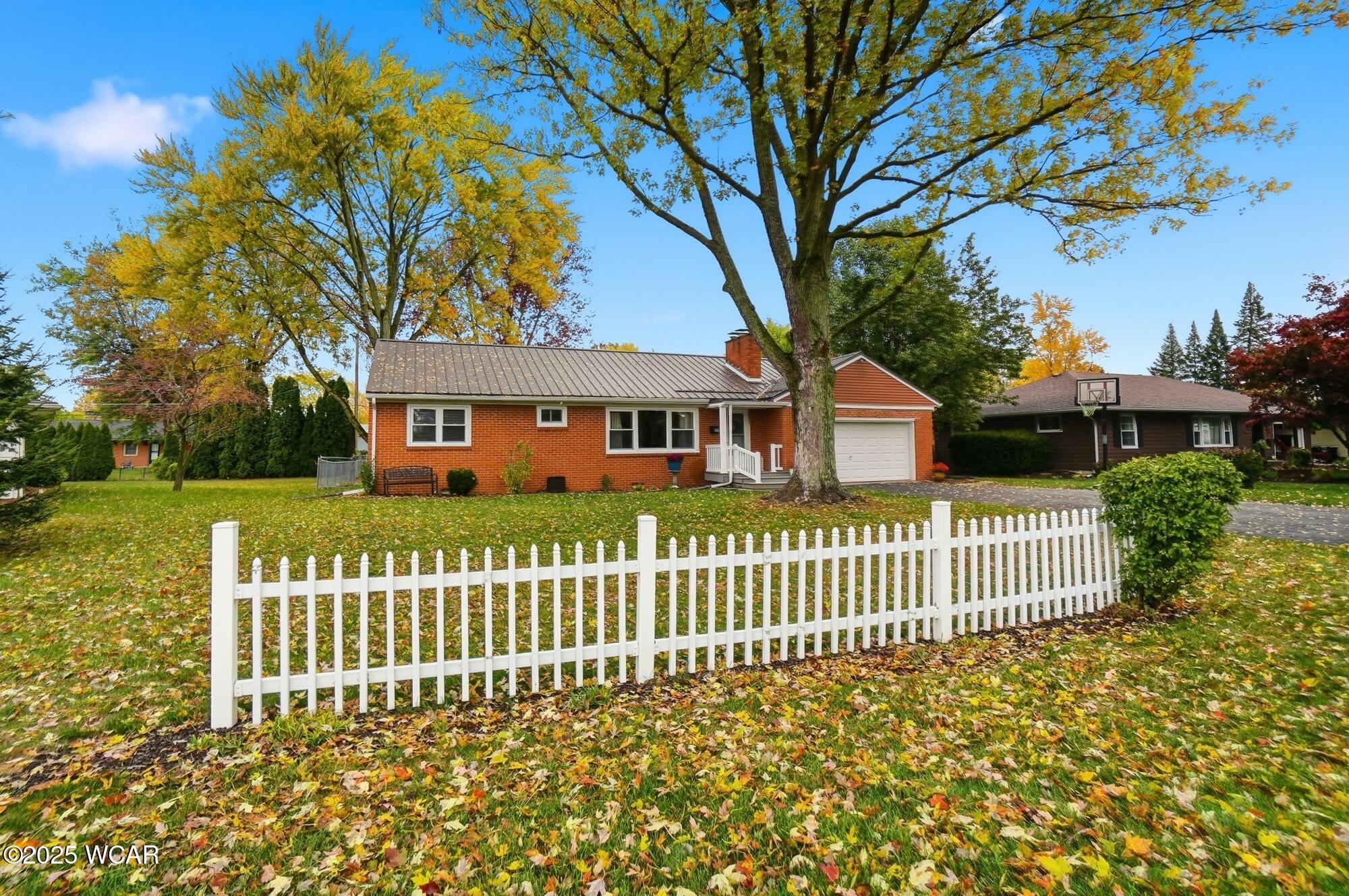 1008 Eastview Drive, Findlay, Ohio