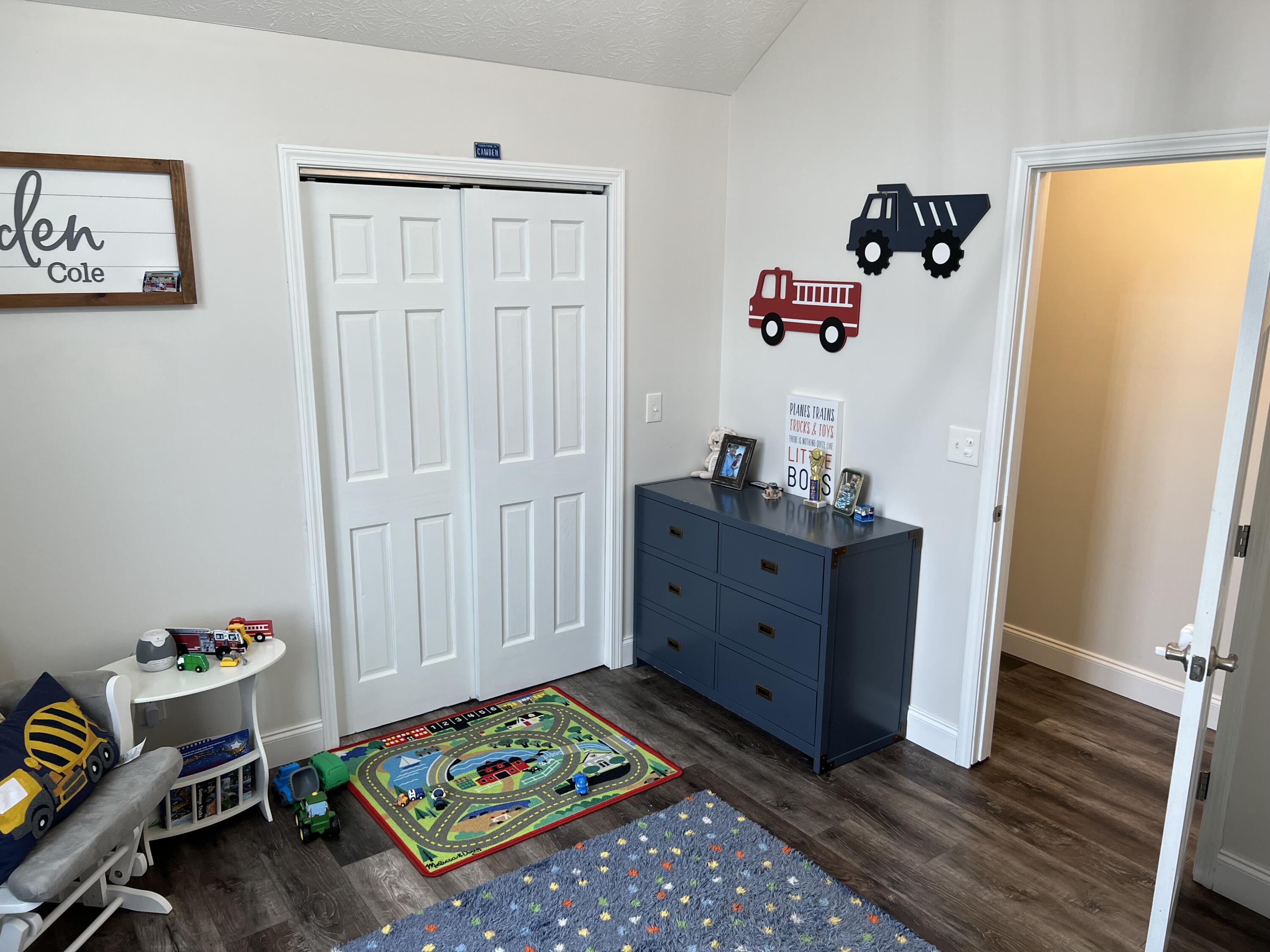 3875 Pinewood Avenue, Springfield, Ohio 45502