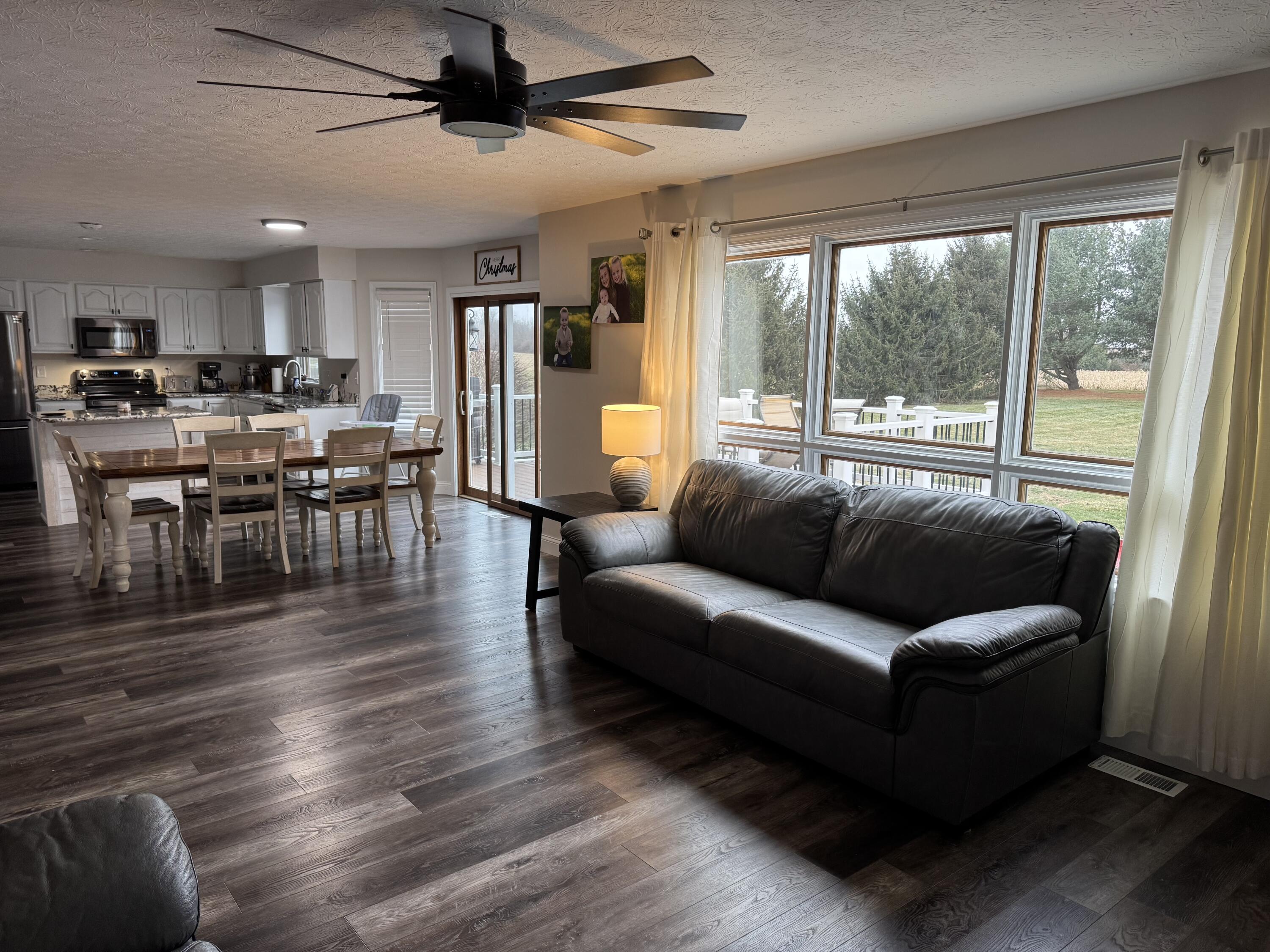 3875 Pinewood Avenue, Springfield, Ohio 45502