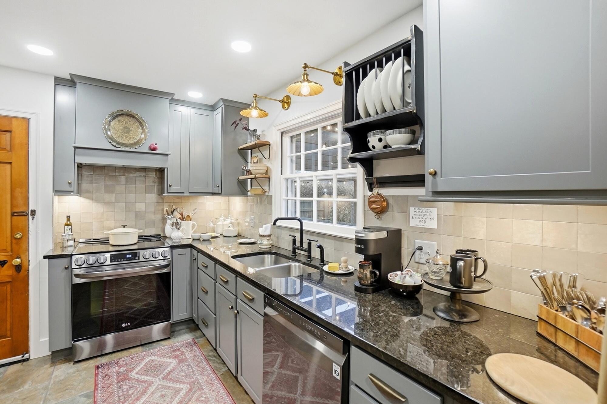 25 Perry Street, Vandalia, Ohio 45377