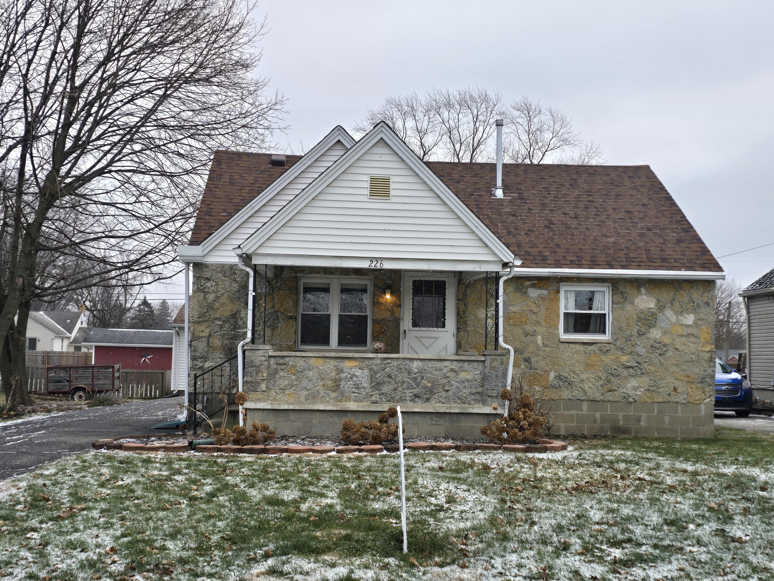 226 Larchmont Avenue, Springfield, Ohio 45503