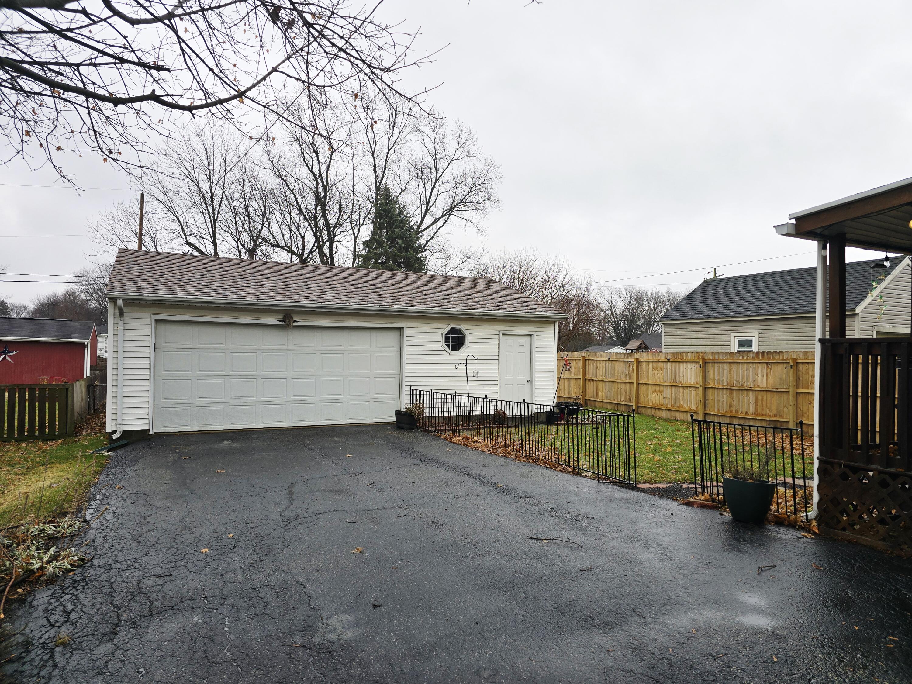 226 Larchmont Avenue, Springfield, Ohio 45503