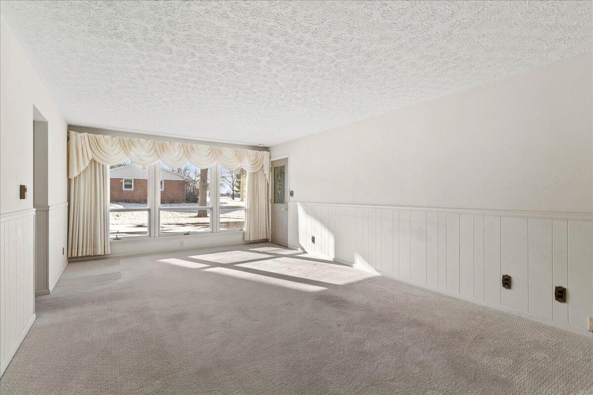 528 County Road 32, Bellefontaine, Ohio 43311