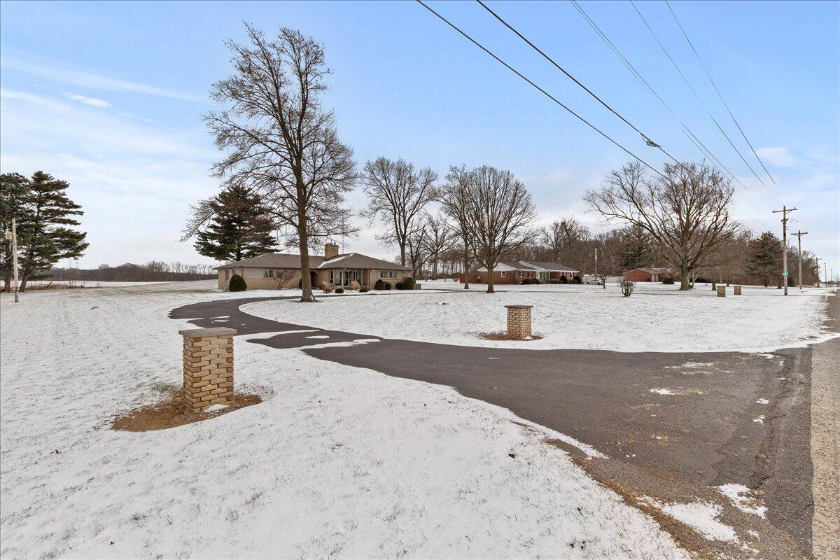 528 County Road 32, Bellefontaine, Ohio 43311