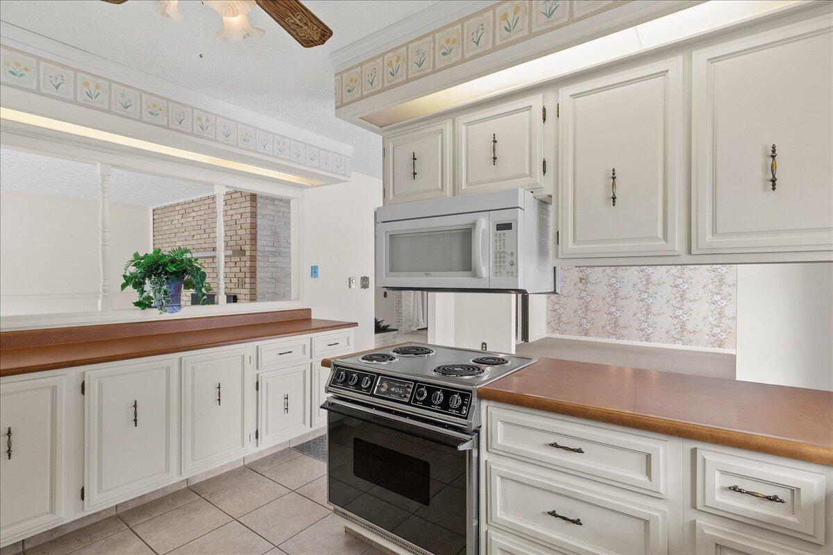 528 County Road 32, Bellefontaine, Ohio 43311