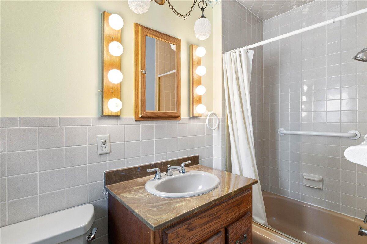 528 County Road 32, Bellefontaine, Ohio 43311