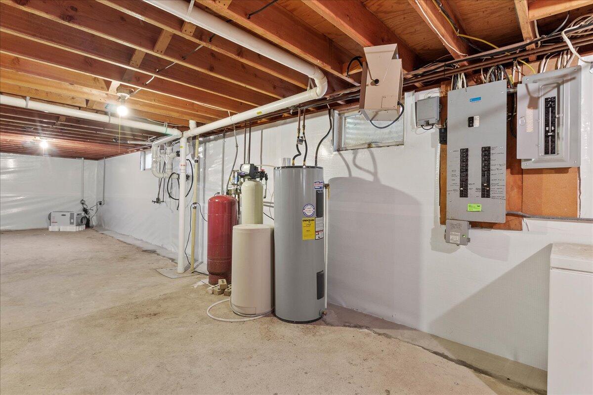 528 County Road 32, Bellefontaine, Ohio 43311