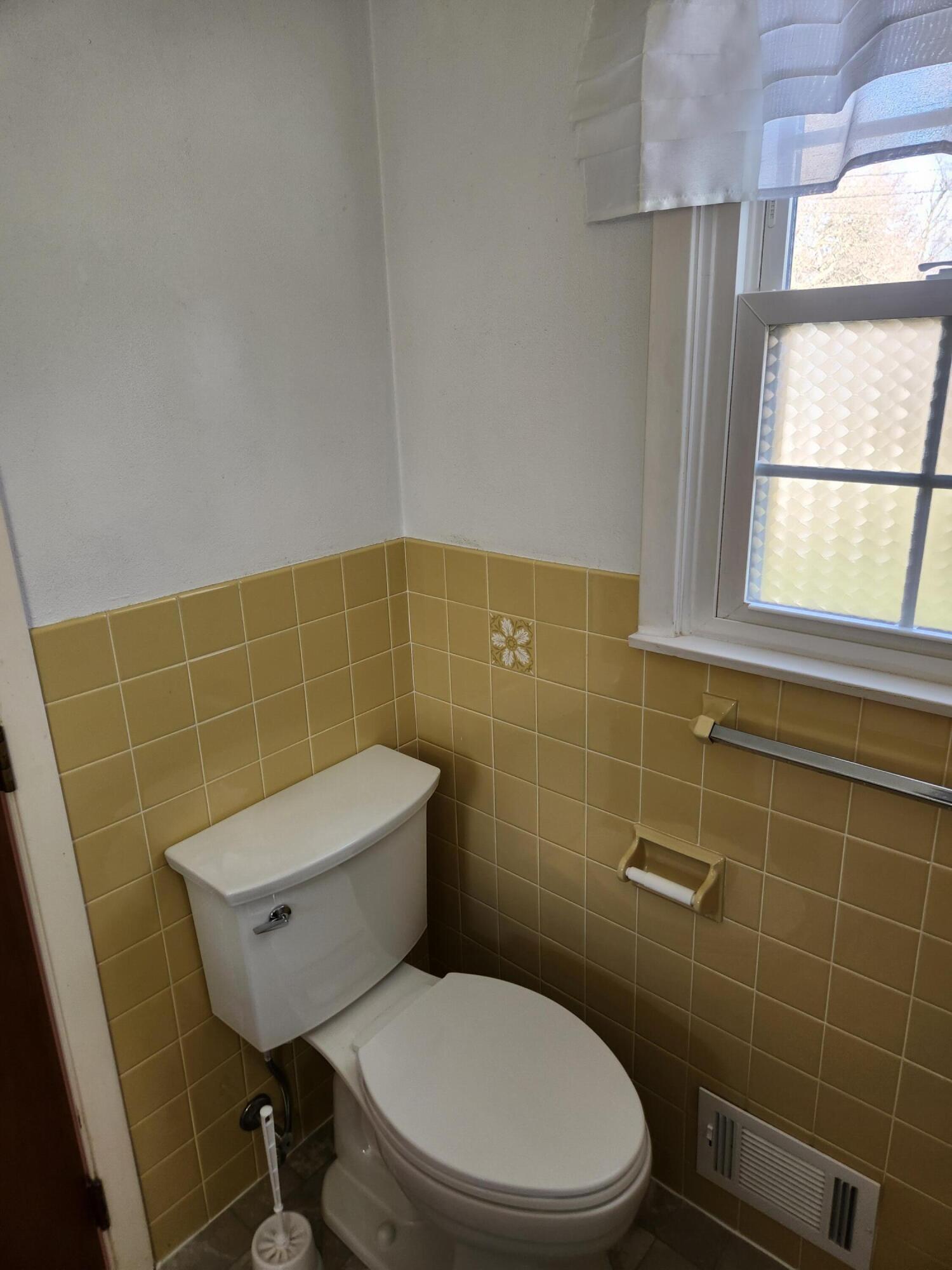 724 Eaton Richmond Pike, Eaton, Ohio 45320