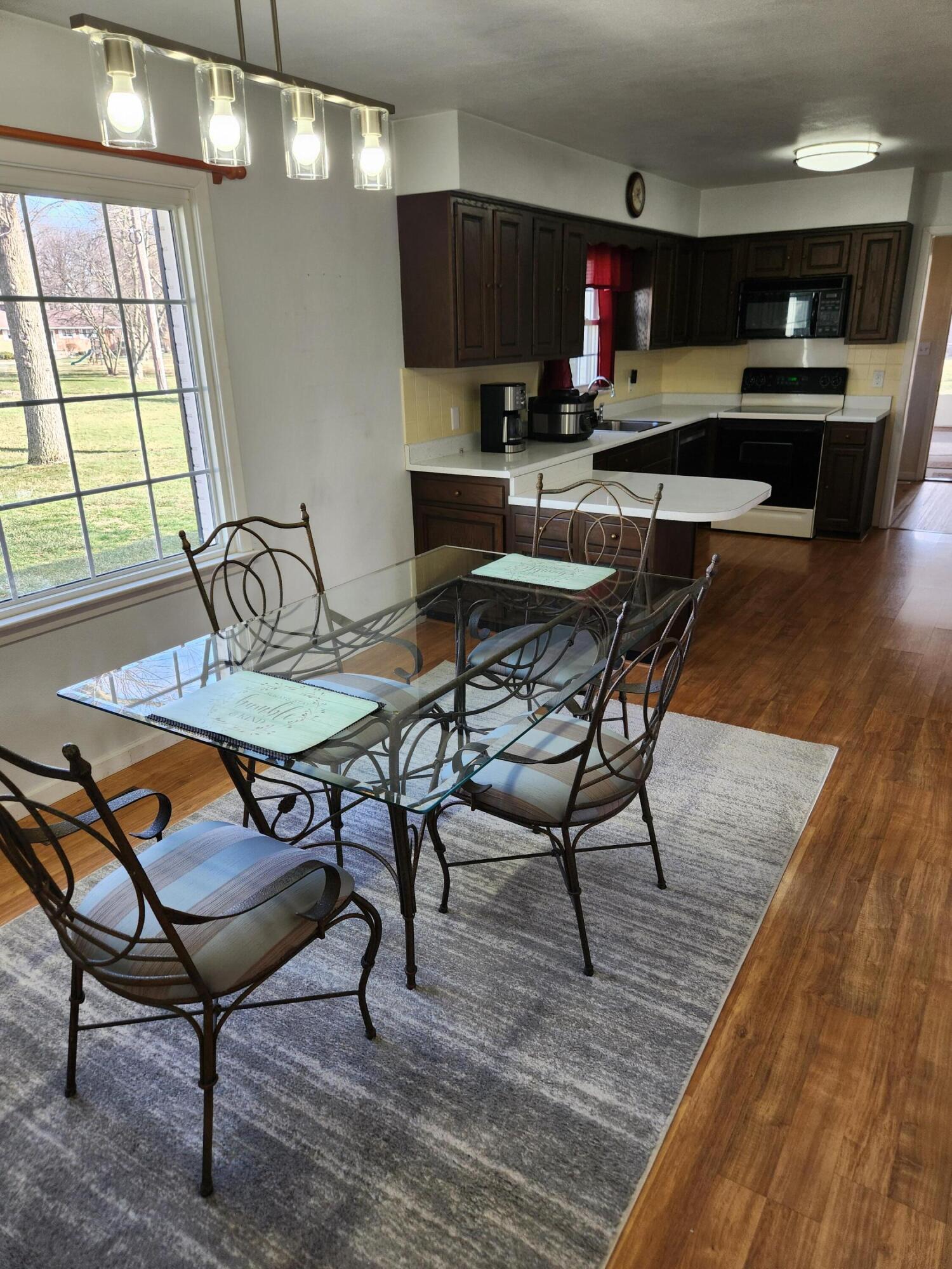 724 Eaton Richmond Pike, Eaton, Ohio 45320