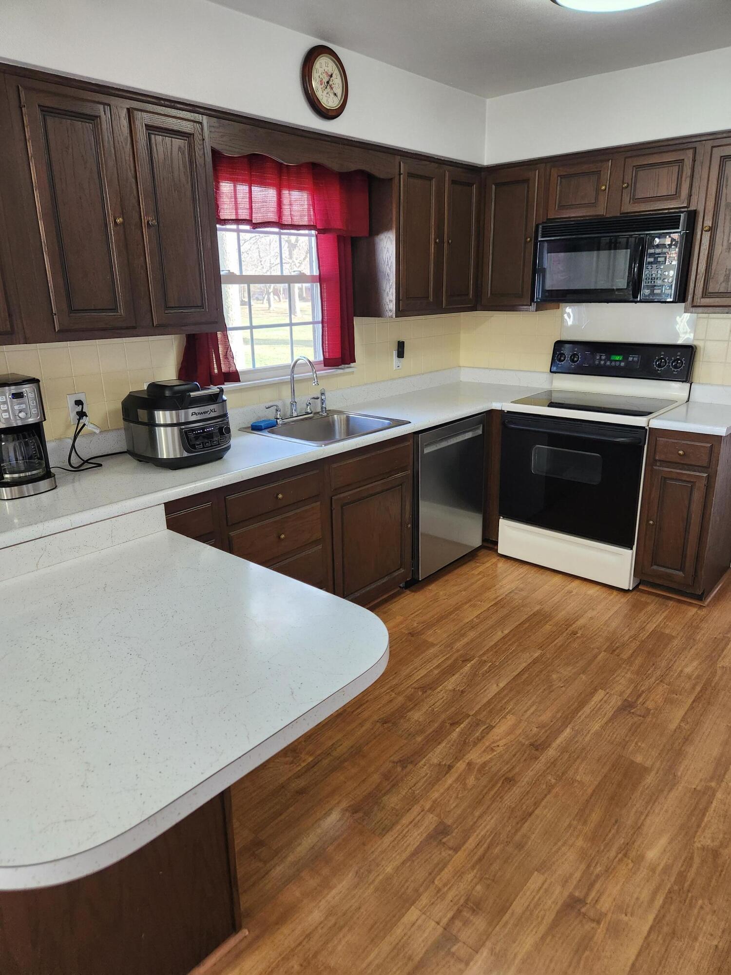 724 Eaton Richmond Pike, Eaton, Ohio 45320