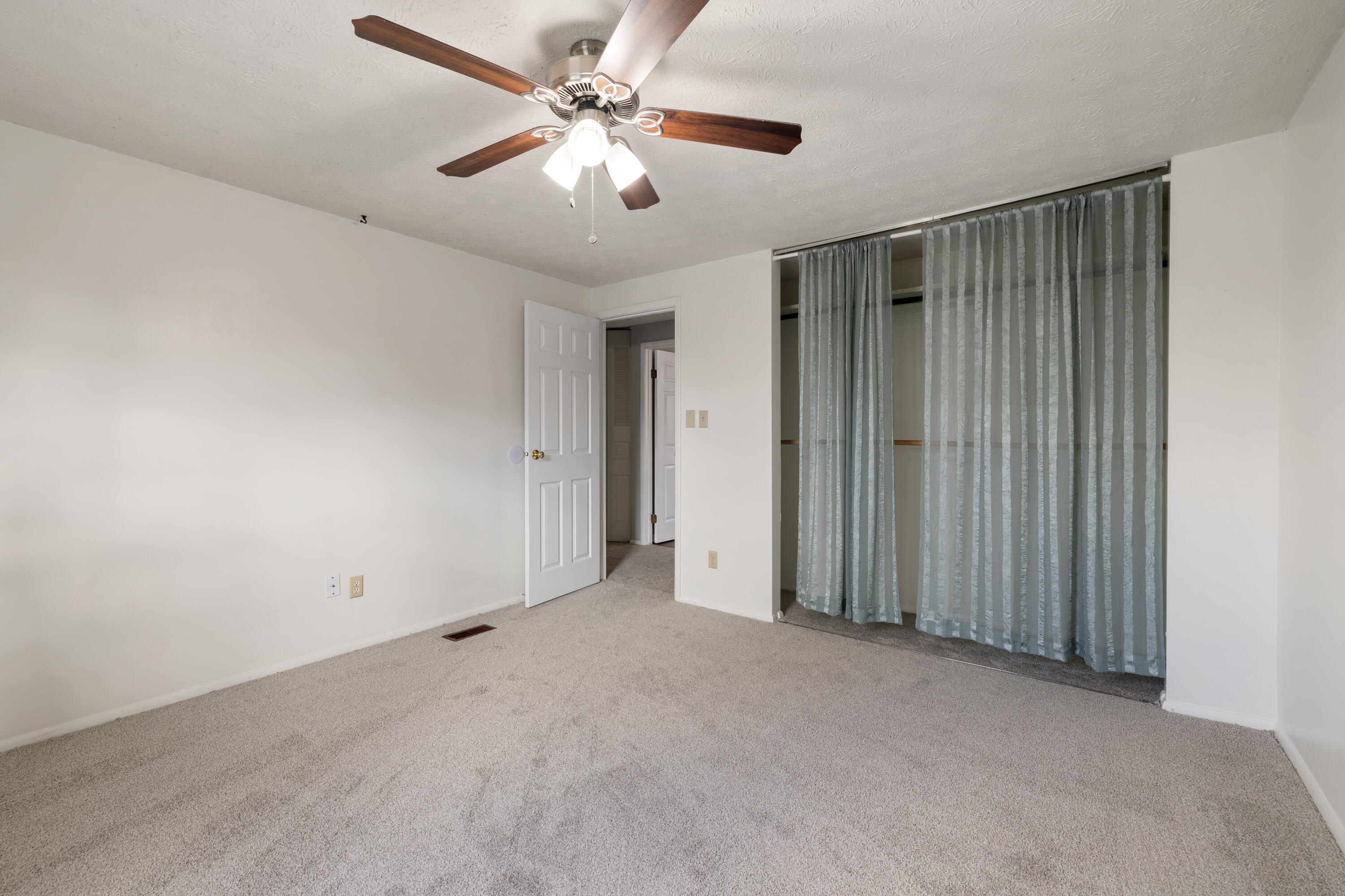 4418 Woodpoint Court, Dayton, Ohio 45424