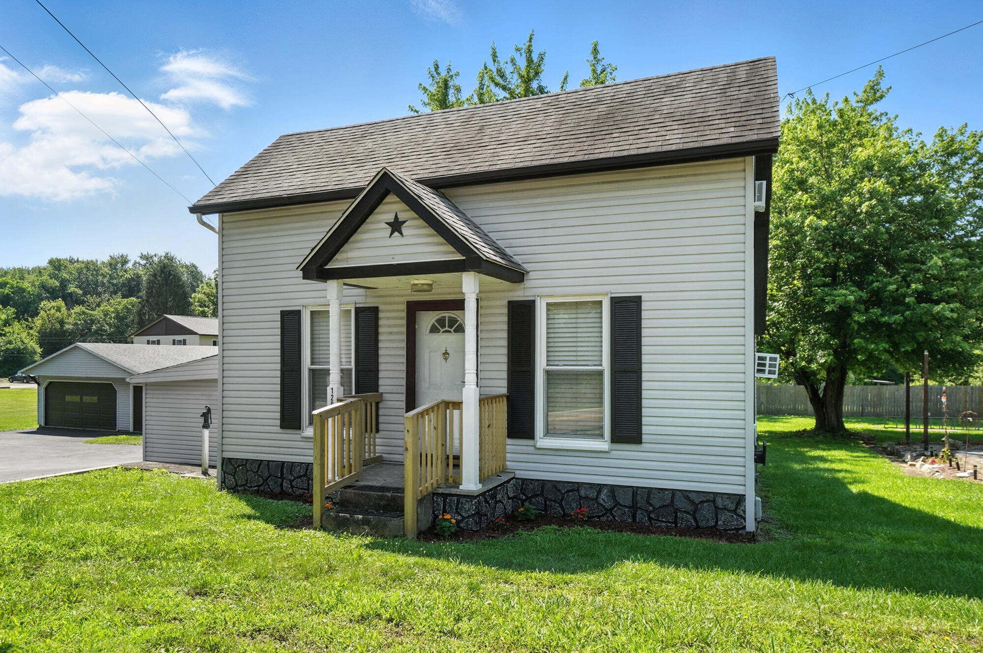 1293 Main Street, Xenia, Ohio 45385