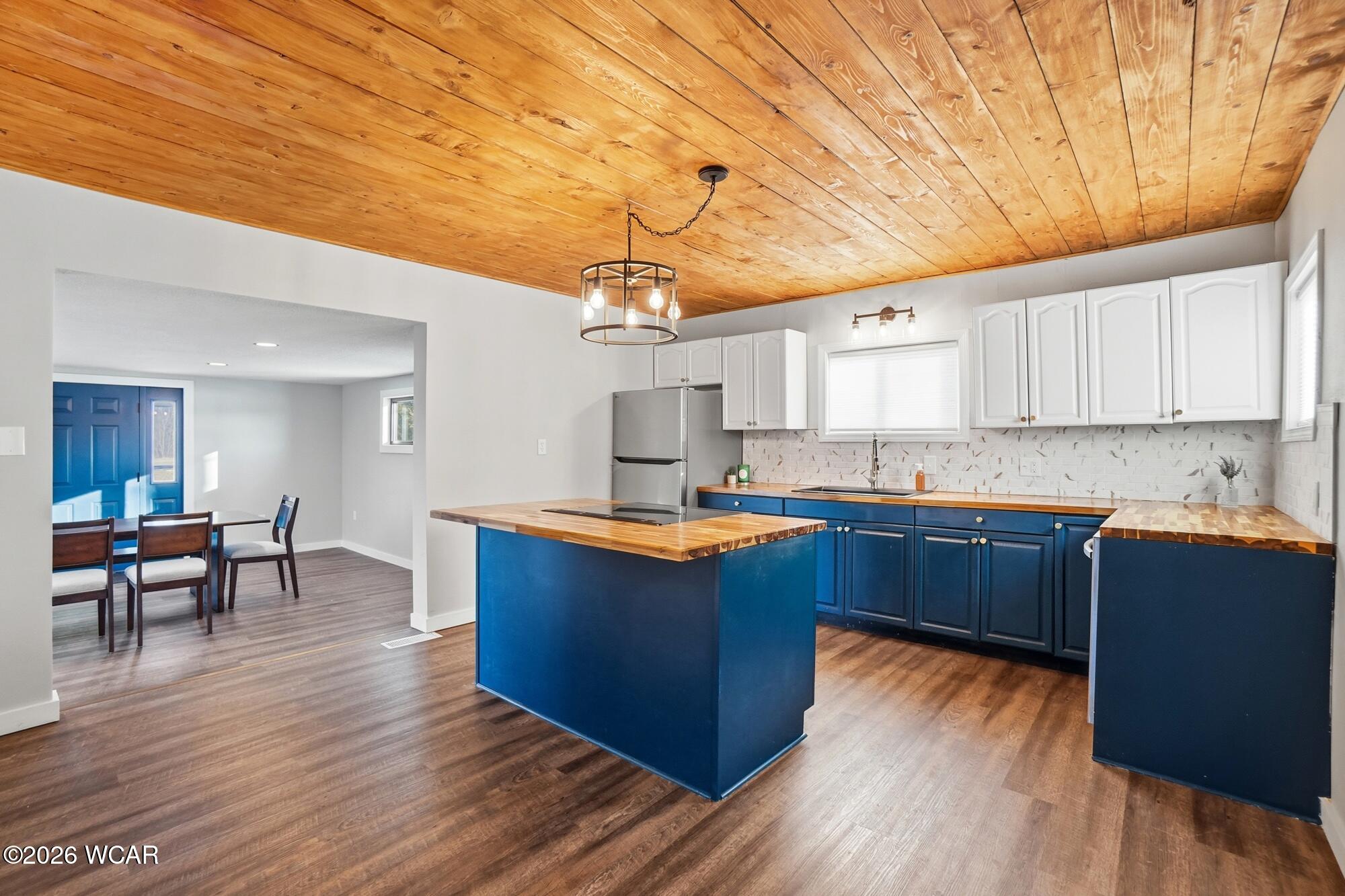 10627 Convoy Road, Van Wert, Ohio