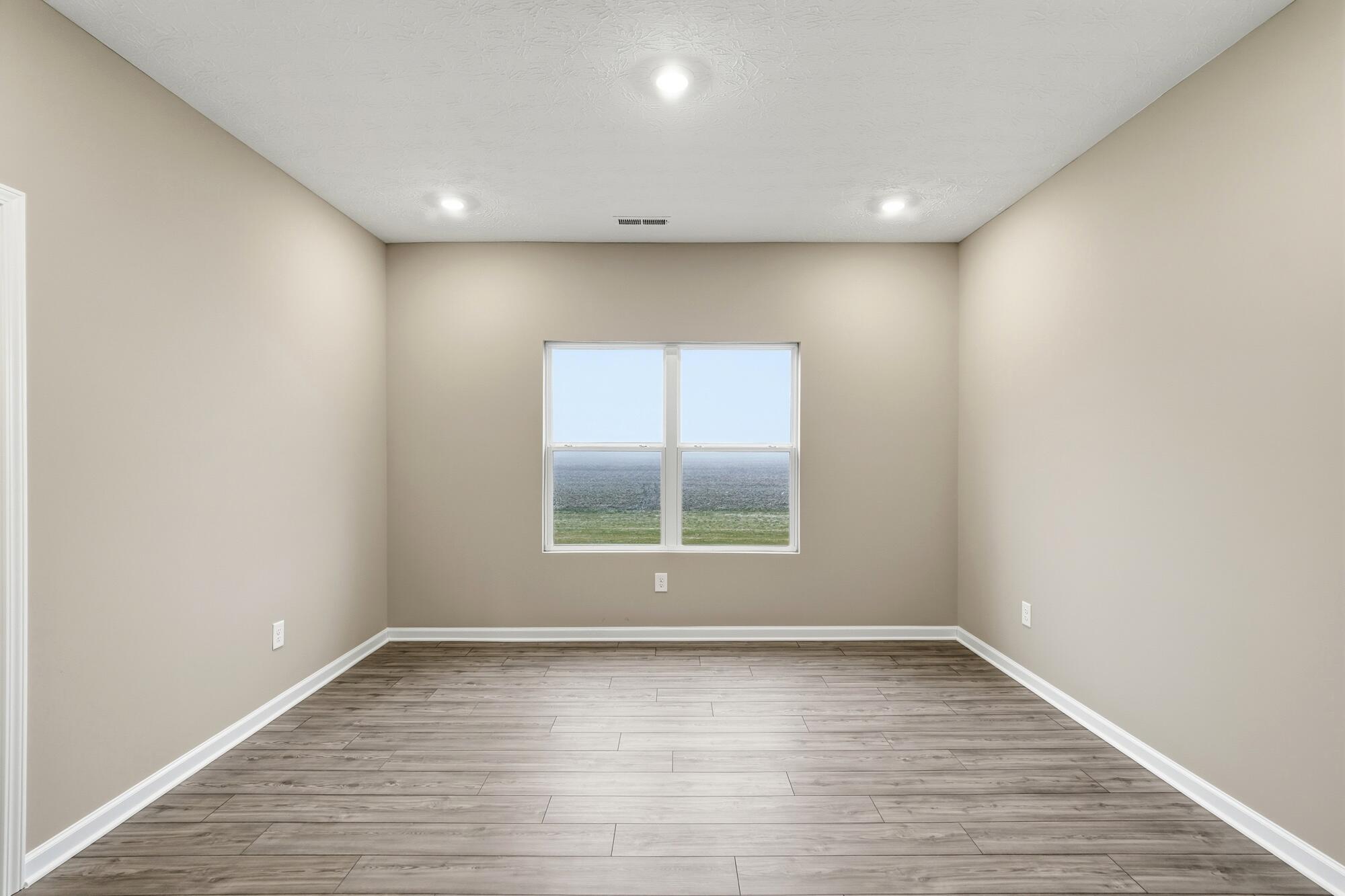 4016 Chakeres Avenue, Springfield, Ohio 45505