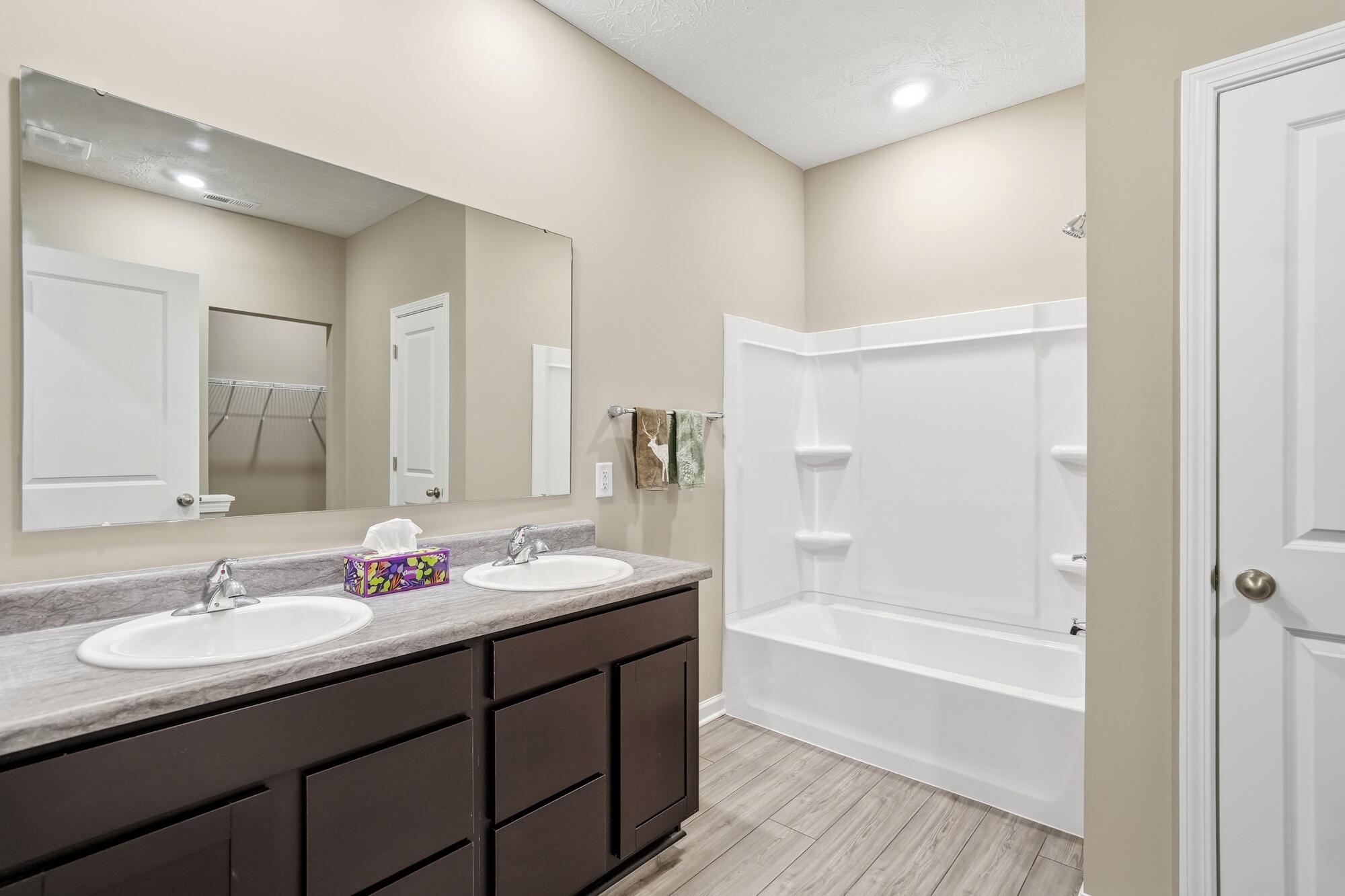 4016 Chakeres Avenue, Springfield, Ohio 45505