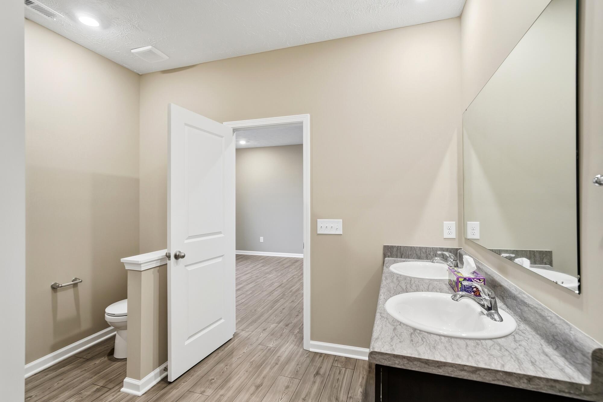 4016 Chakeres Avenue, Springfield, Ohio 45505