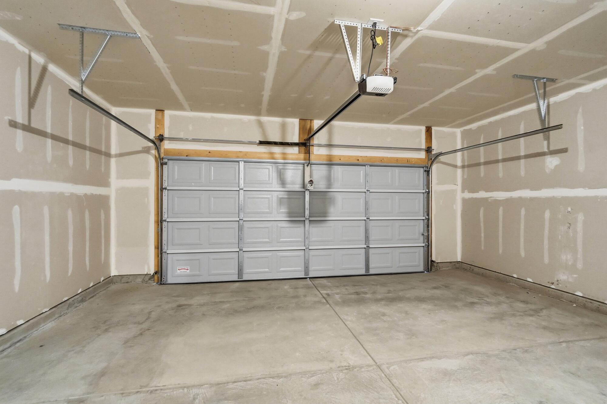 4016 Chakeres Avenue, Springfield, Ohio 45505