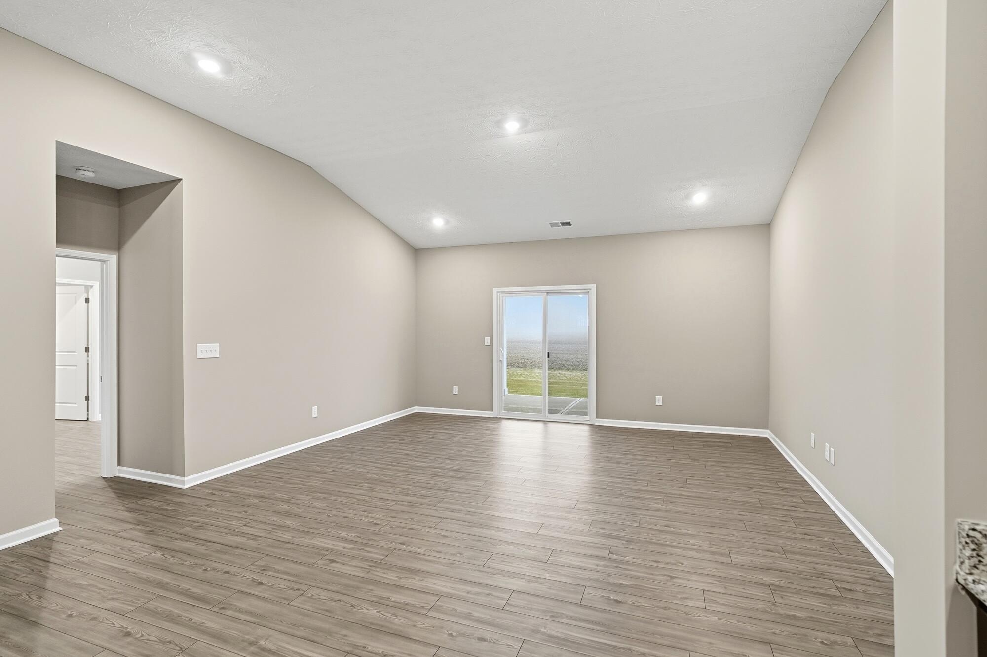 4016 Chakeres Avenue, Springfield, Ohio 45505