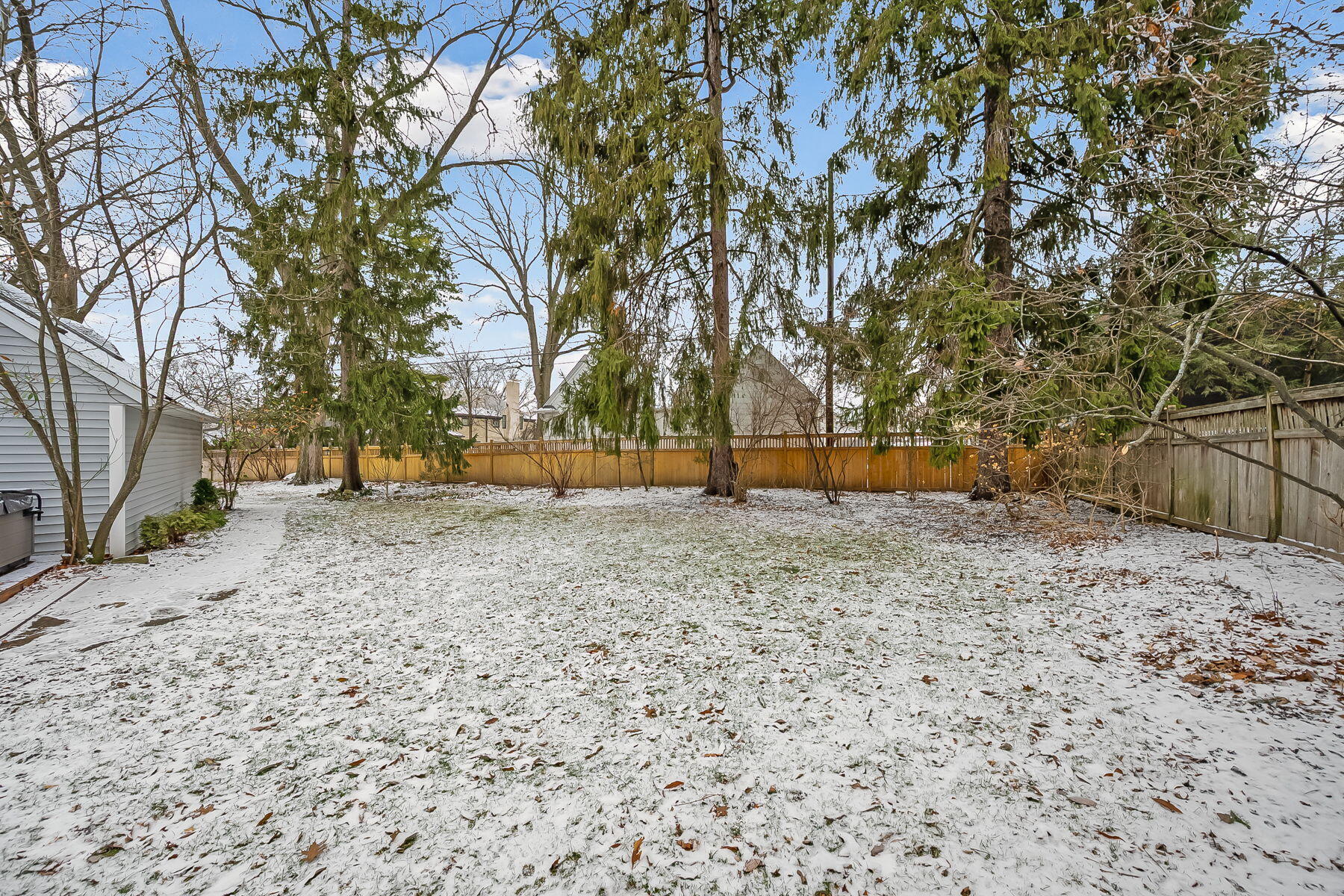 2295 Oxford Road, Upper Arlington, Ohio 43221