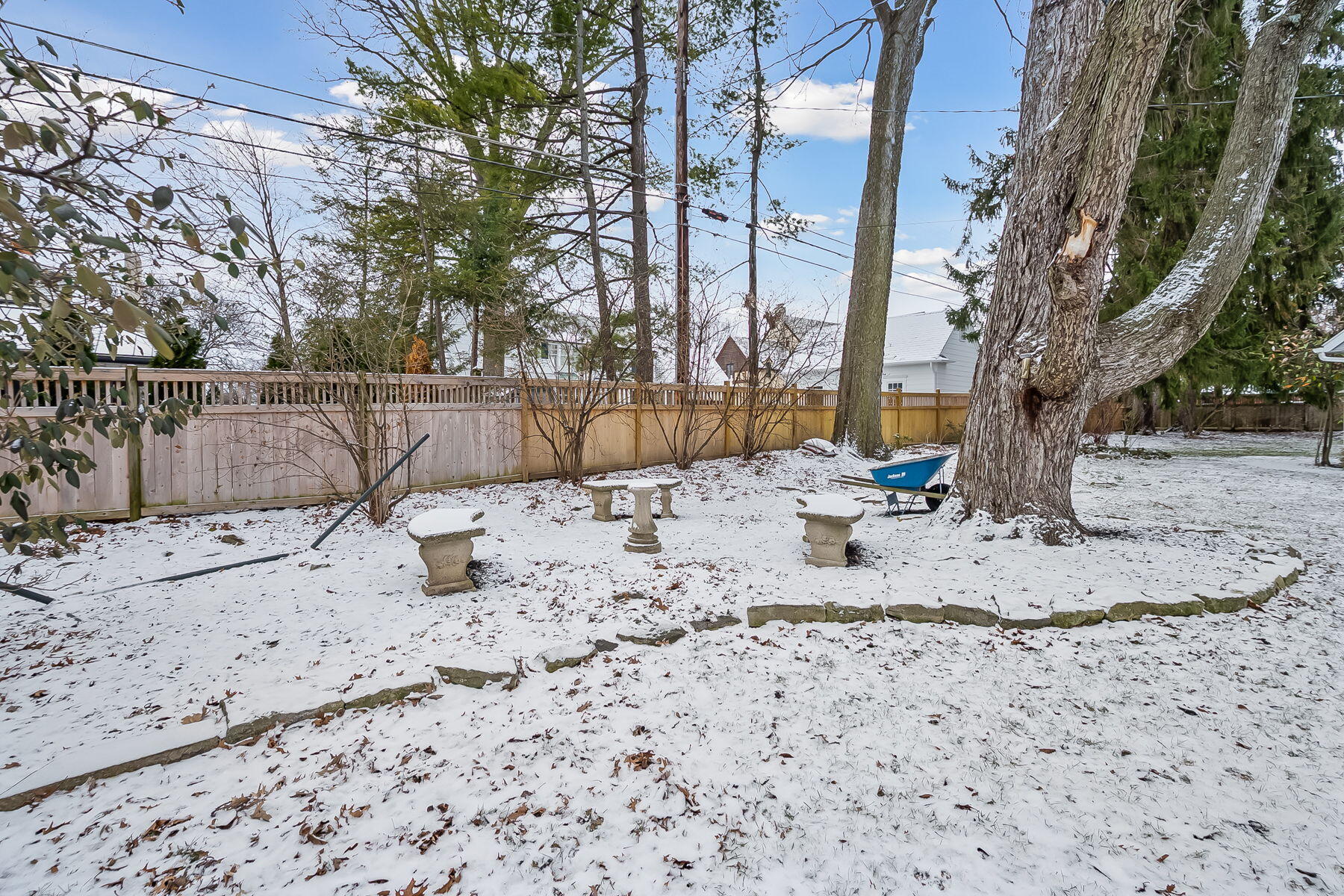 2295 Oxford Road, Upper Arlington, Ohio 43221