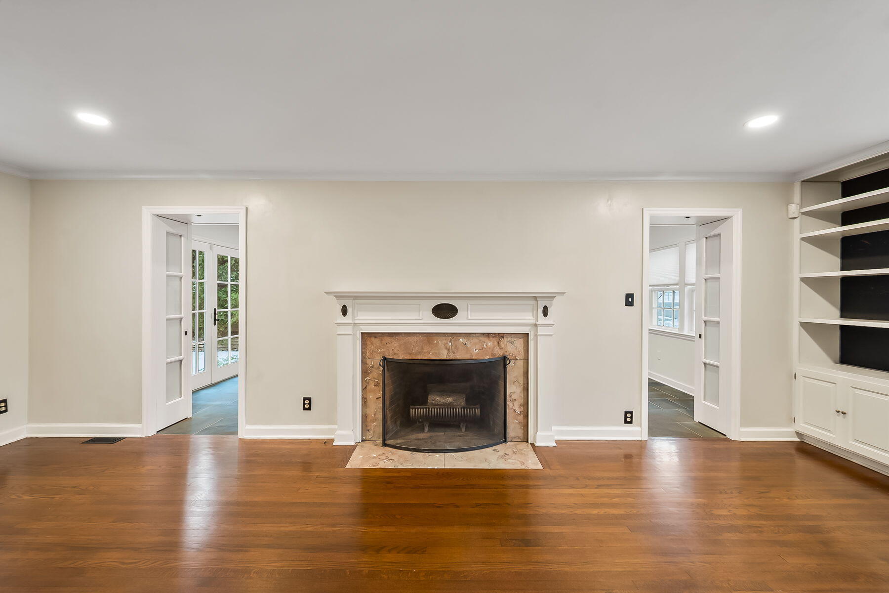 2295 Oxford Road, Upper Arlington, Ohio 43221