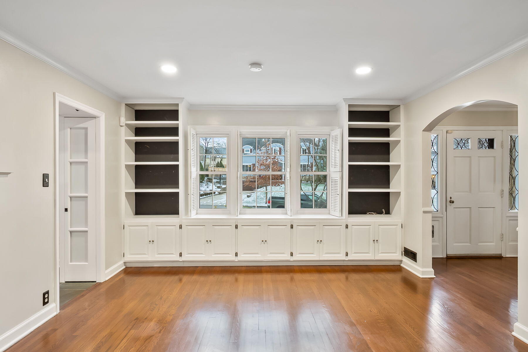 2295 Oxford Road, Upper Arlington, Ohio 43221