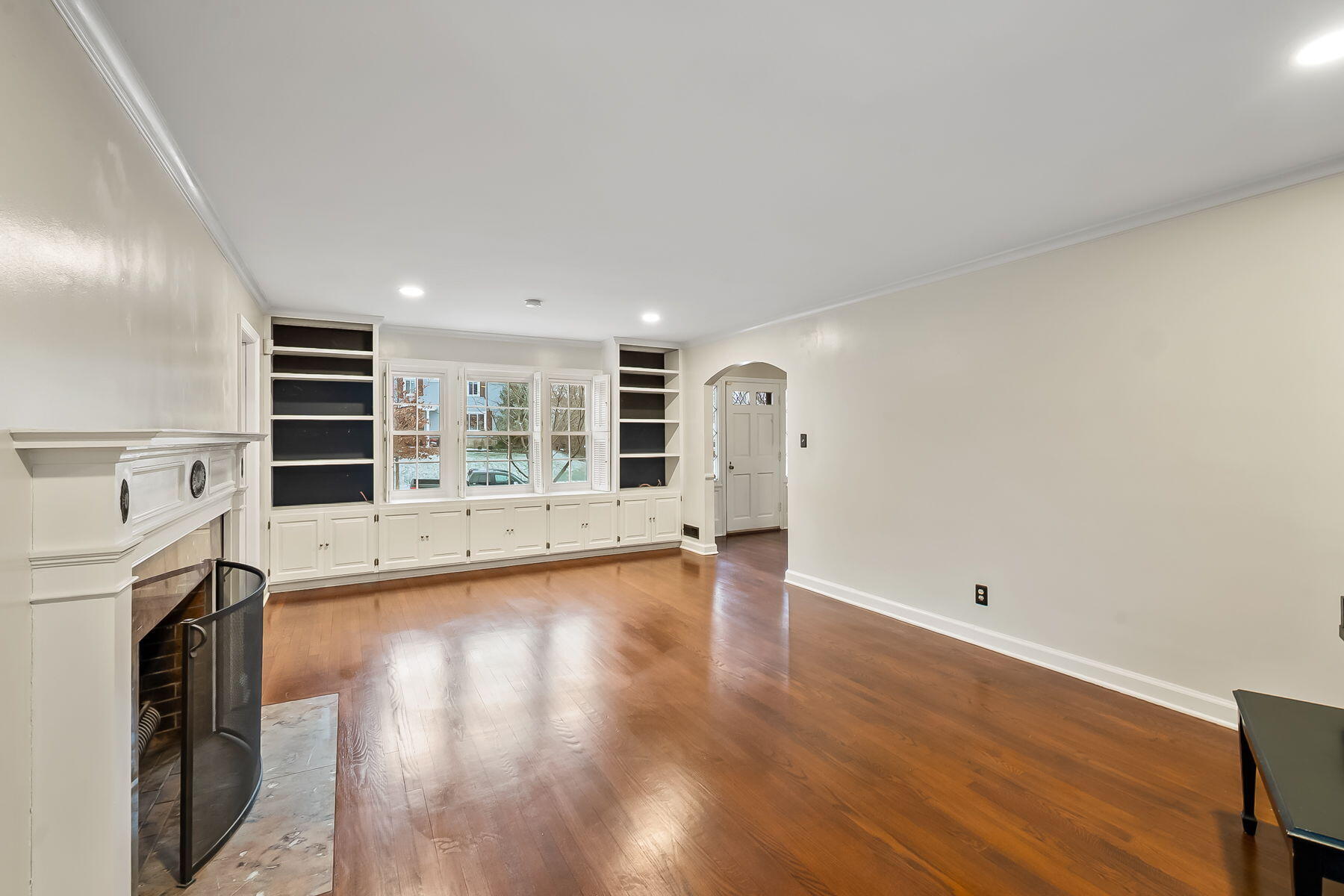 2295 Oxford Road, Upper Arlington, Ohio 43221