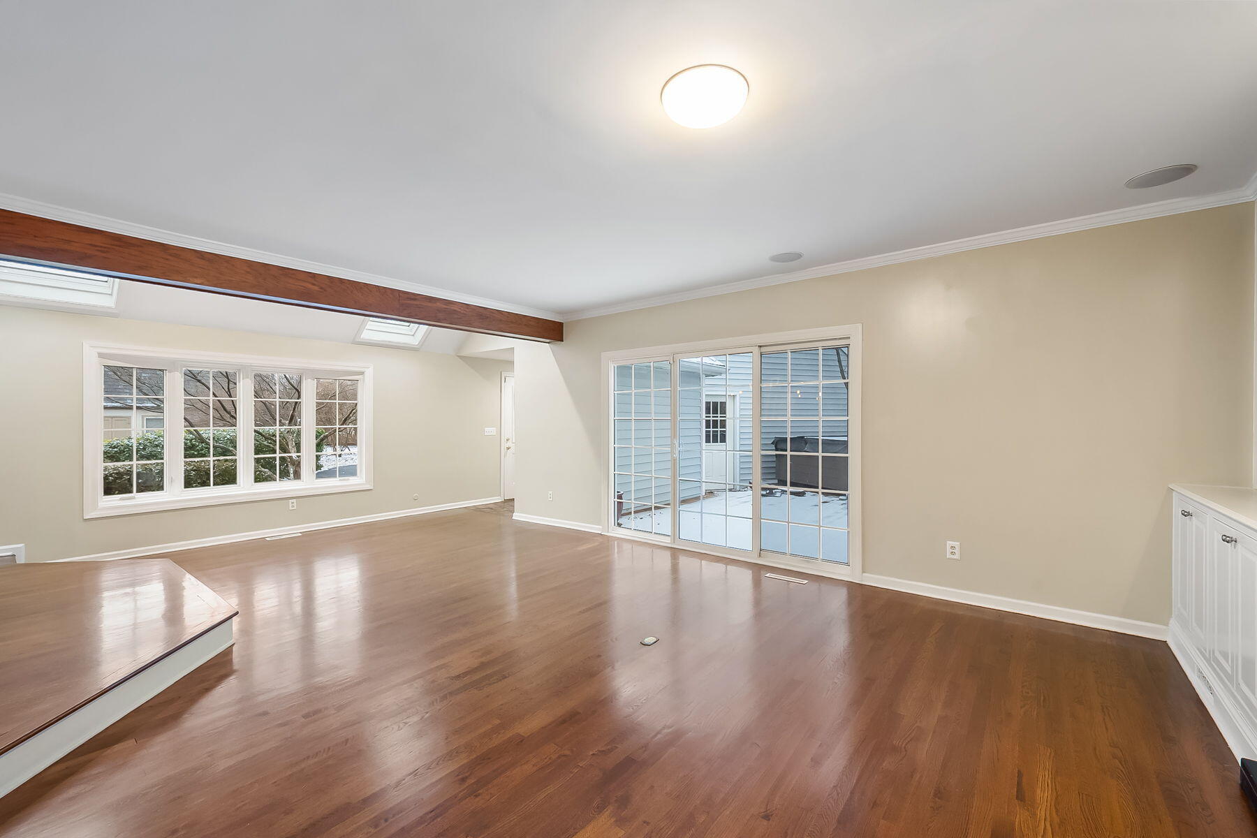 2295 Oxford Road, Upper Arlington, Ohio 43221