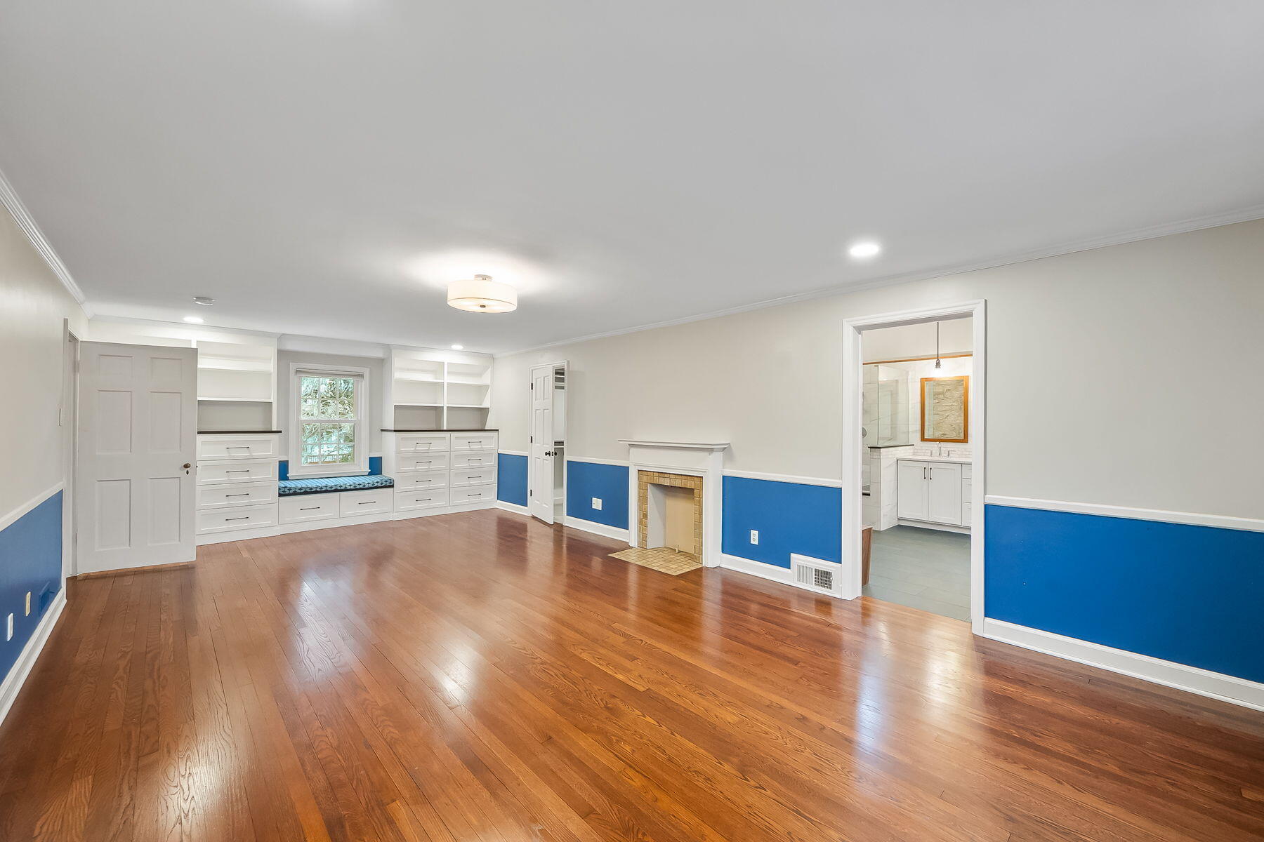 2295 Oxford Road, Upper Arlington, Ohio 43221