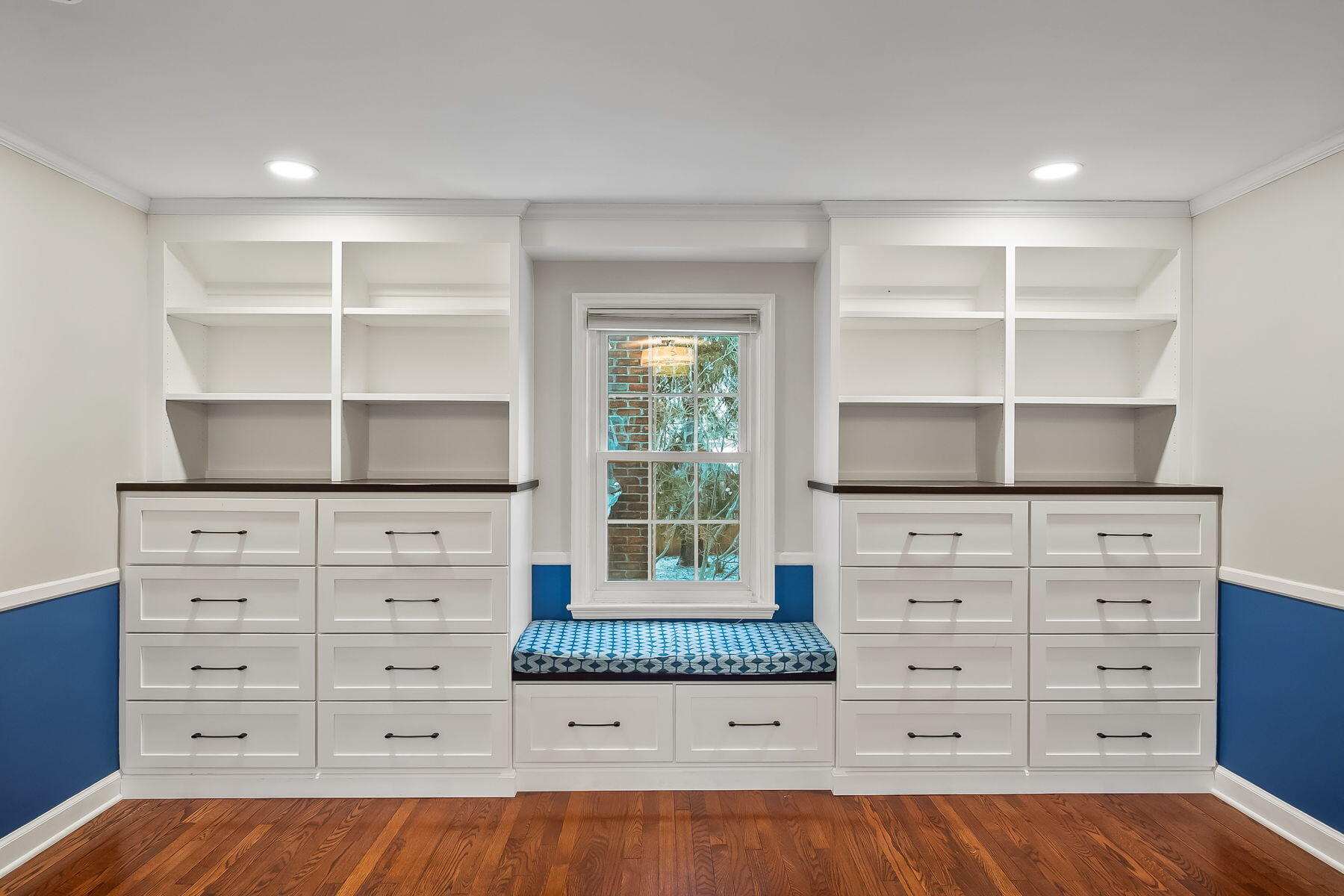 2295 Oxford Road, Upper Arlington, Ohio 43221