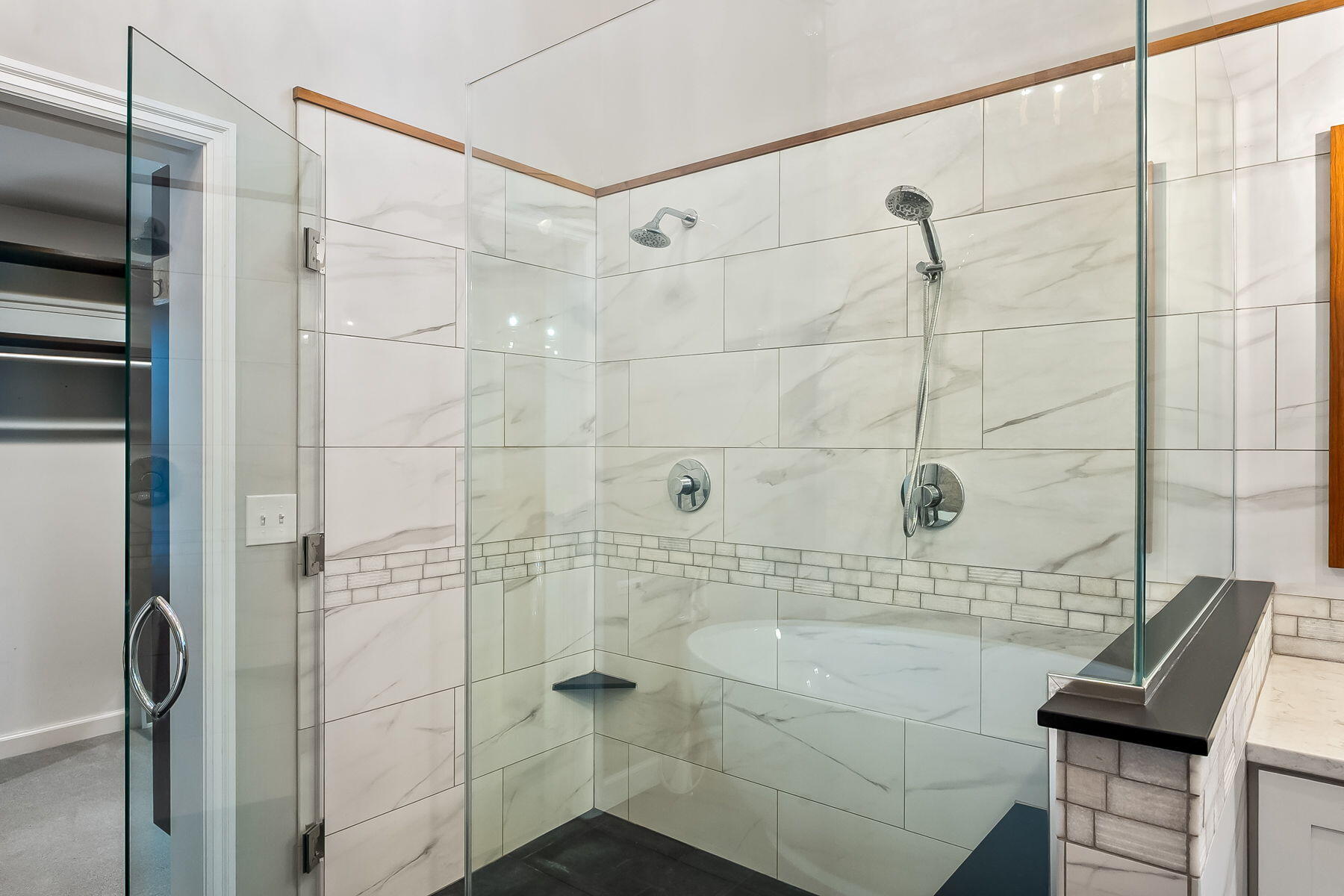 2295 Oxford Road, Upper Arlington, Ohio 43221