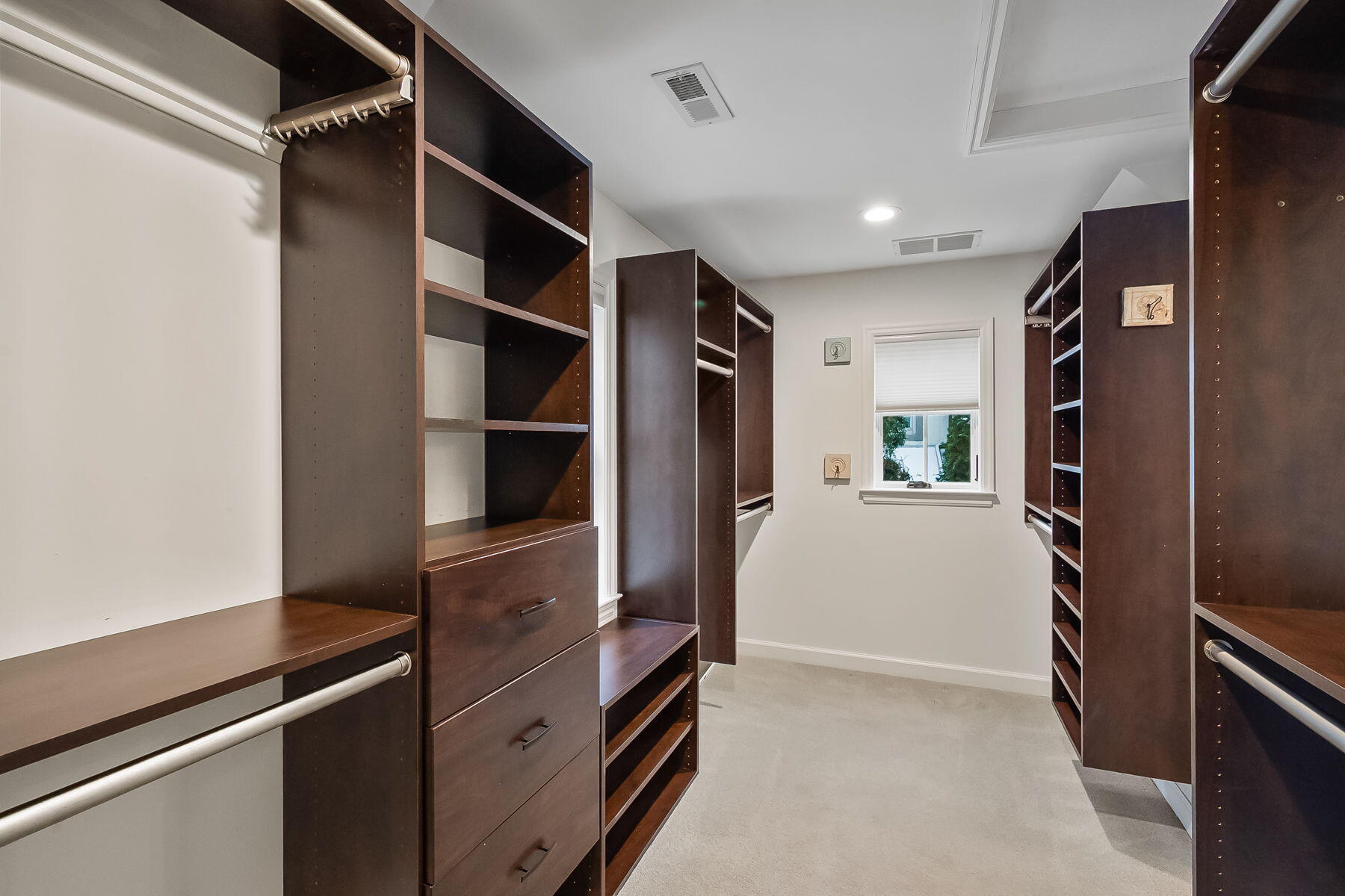 2295 Oxford Road, Upper Arlington, Ohio 43221