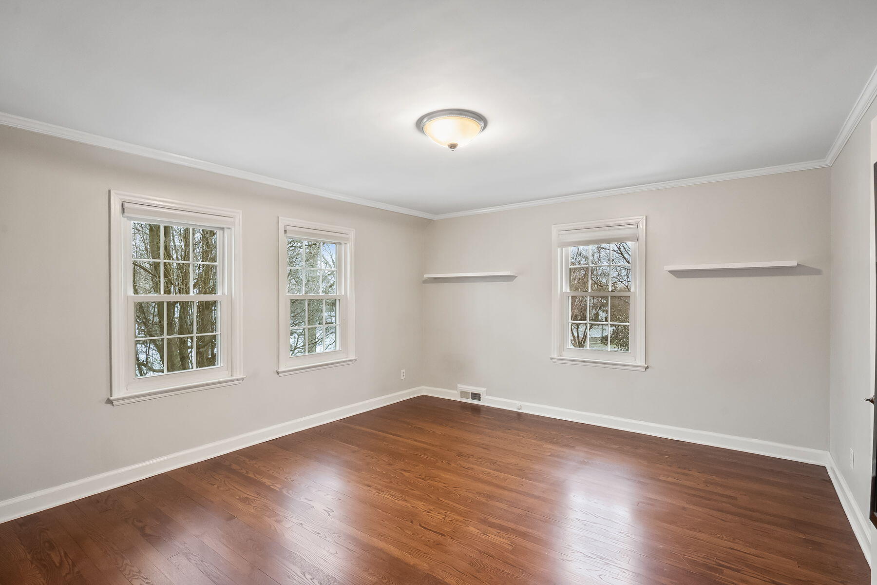 2295 Oxford Road, Upper Arlington, Ohio 43221