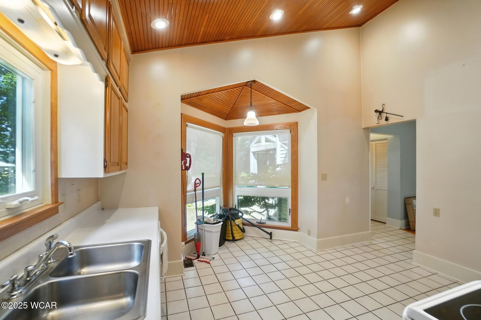 8150 Amherst Road, Waynesfield, Ohio