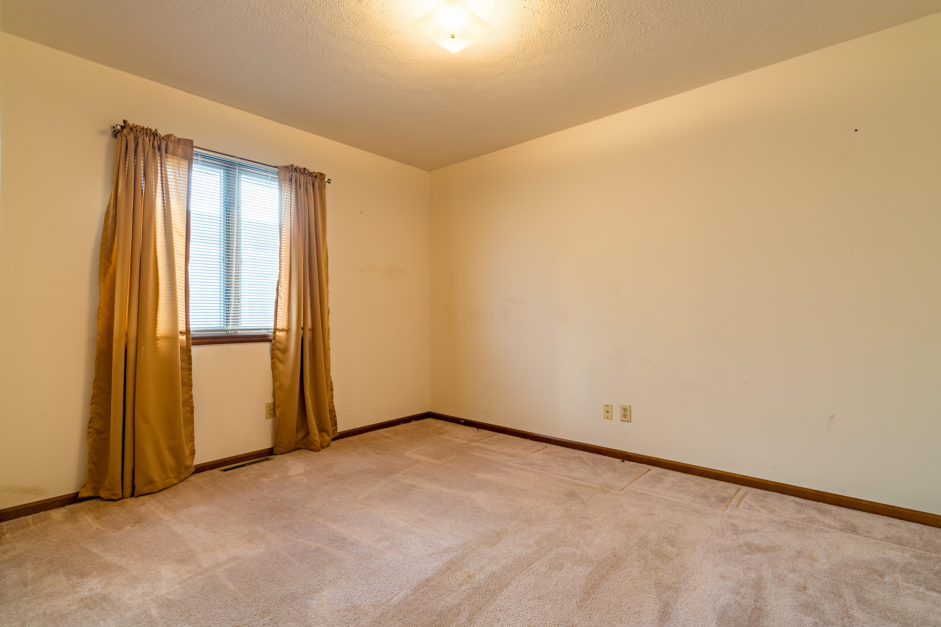 1883 Shawnee Drive, Sidney, Ohio 45365