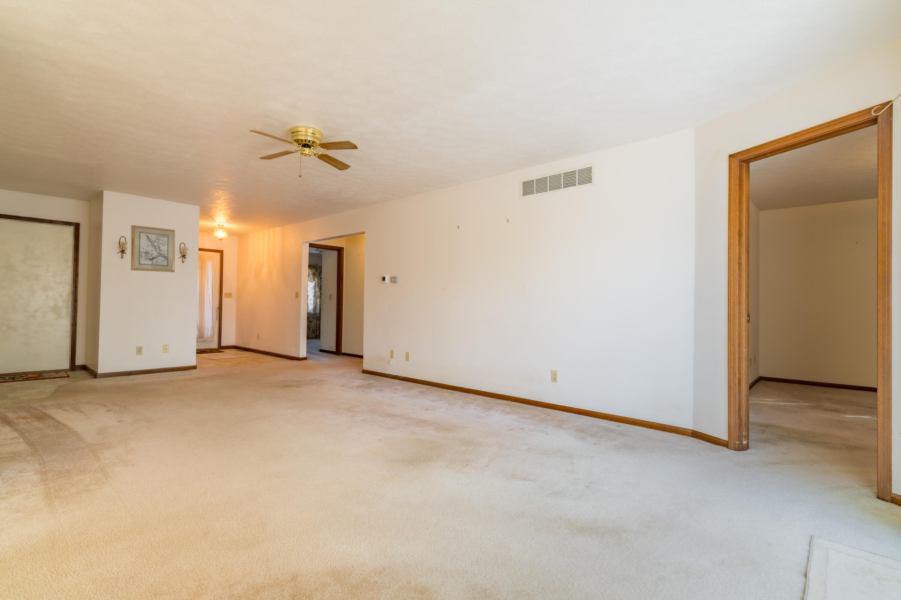 1883 Shawnee Drive, Sidney, Ohio 45365