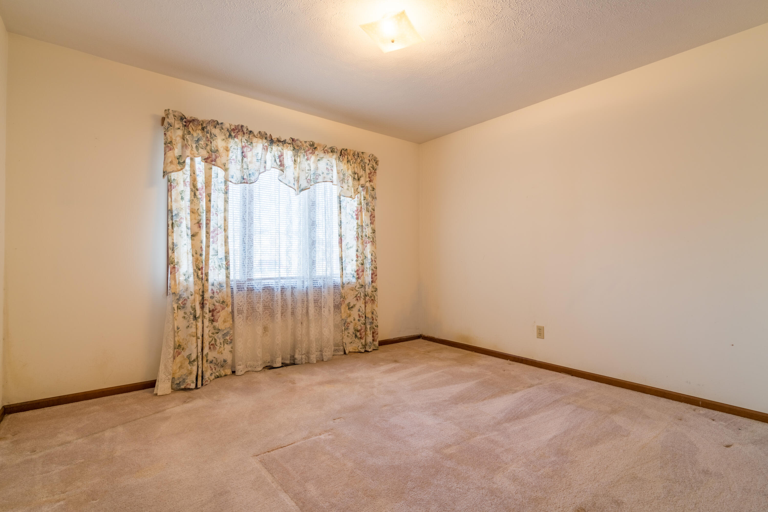 1883 Shawnee Drive, Sidney, Ohio 45365