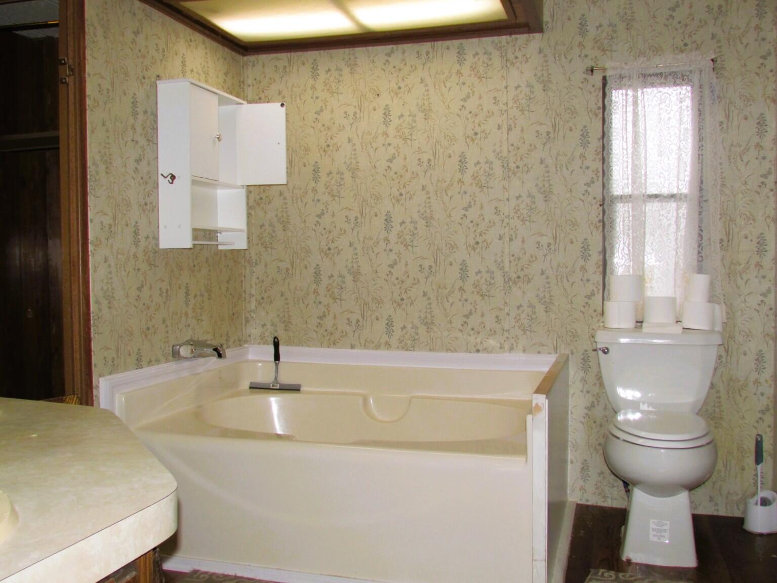 2805 Wapakoneta Avenue, Sidney, Ohio 45365