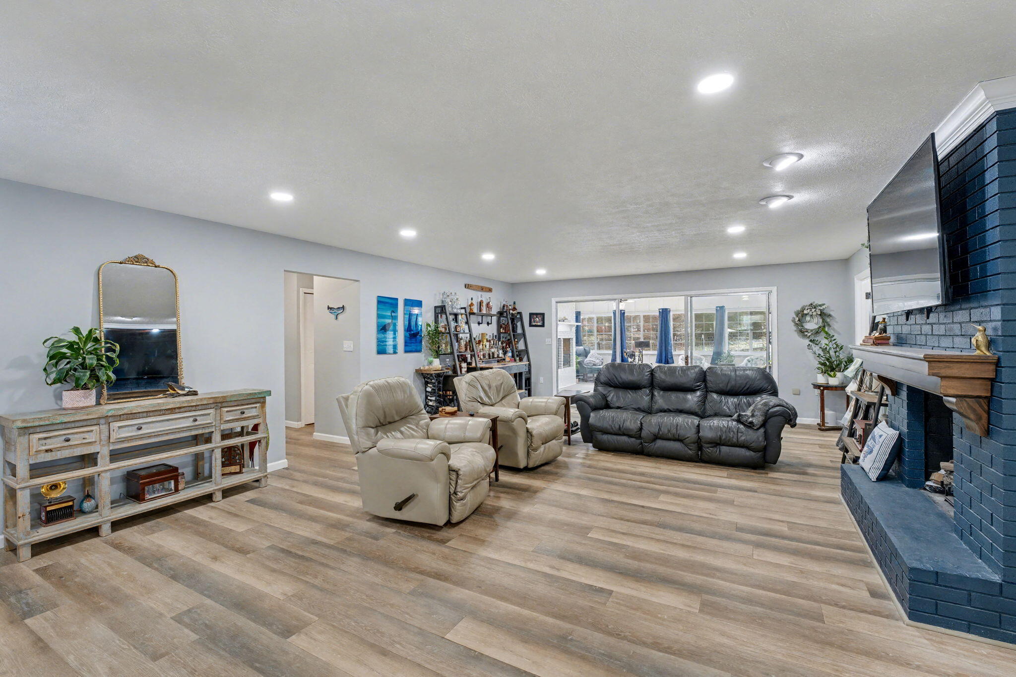 6070 Studebaker Road, Tipp City, Ohio 45371