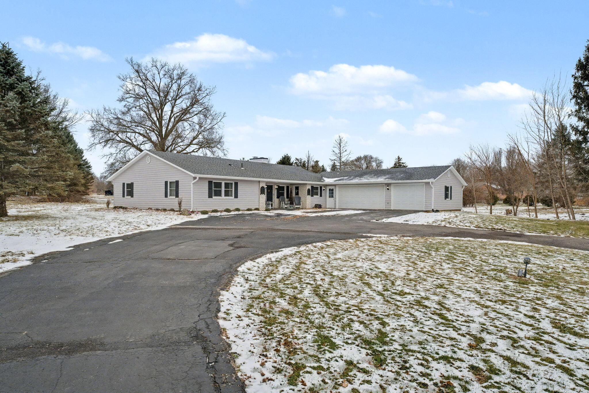 6070 Studebaker Road, Tipp City, Ohio 45371