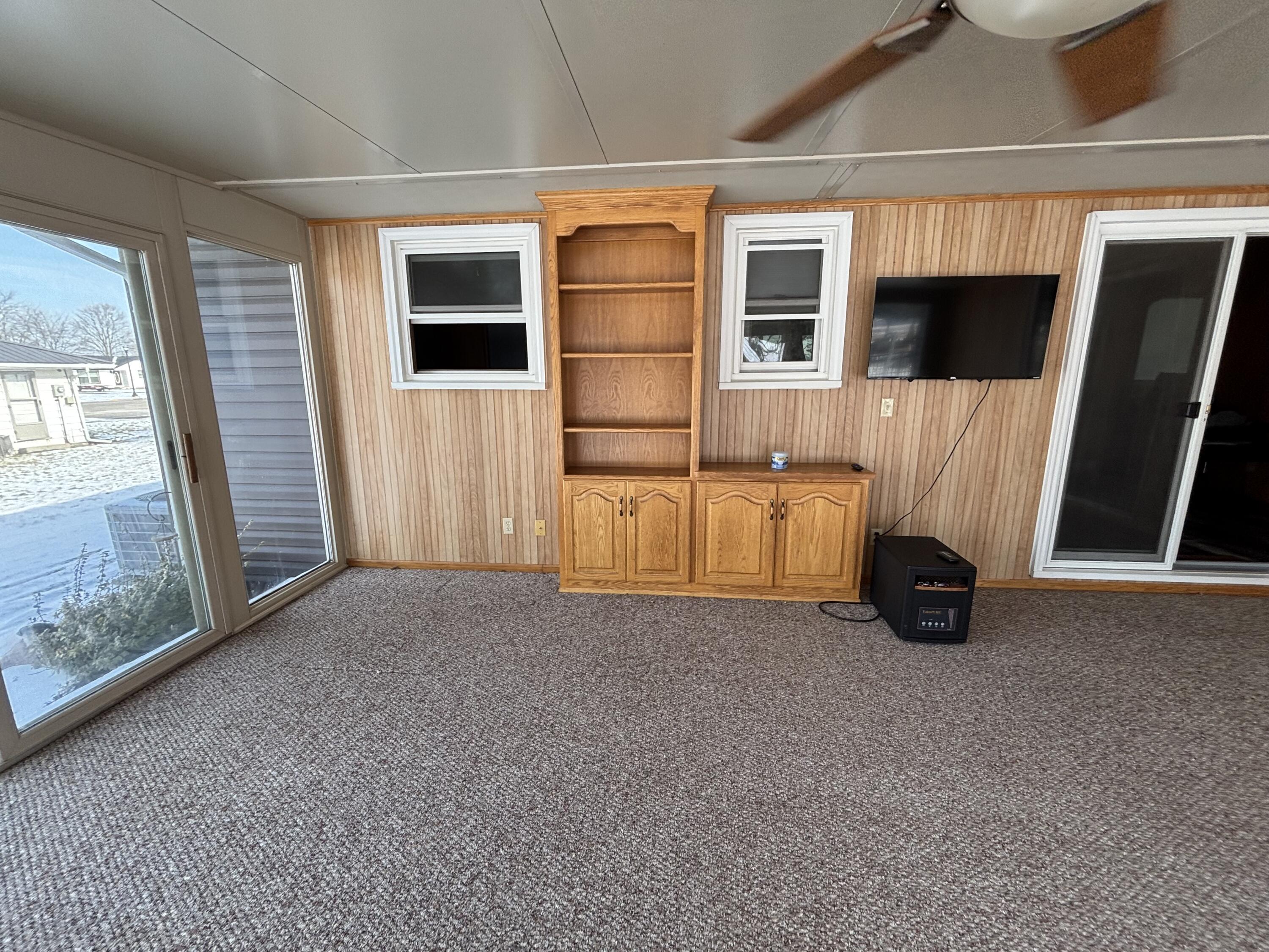 101 Island Avenue, Jackson Center, Ohio 45334