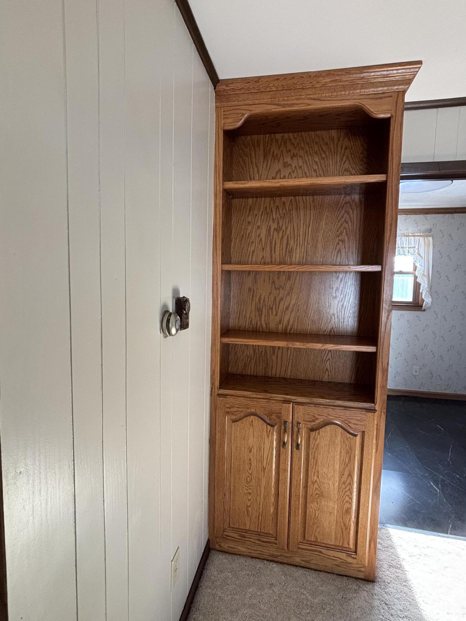 101 Island Avenue, Jackson Center, Ohio 45334